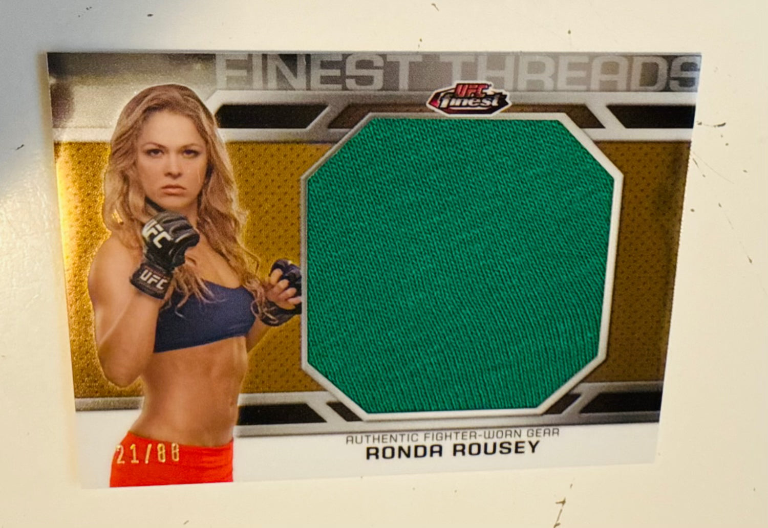 Ronda Rousey, UFC foil memorabilia insert numbered card