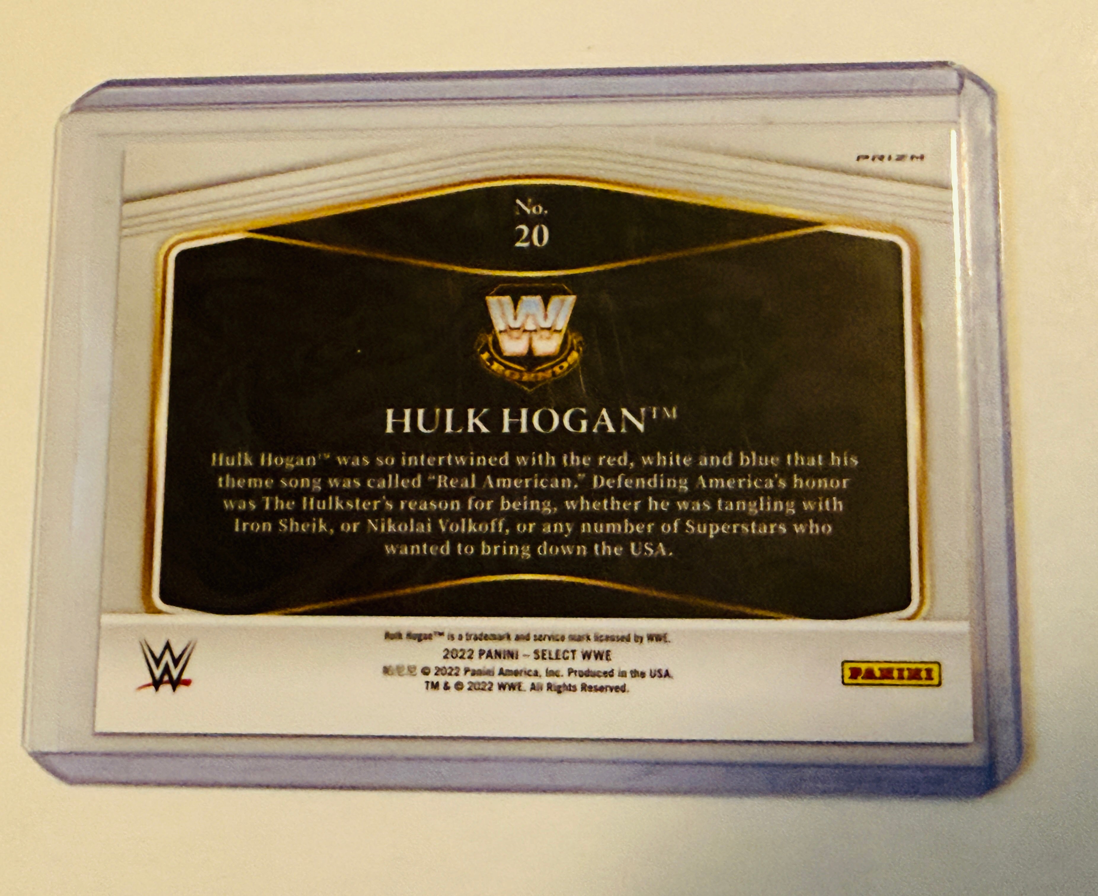 Wrestling Hulk Hogan Global Icons rare refractor insert card