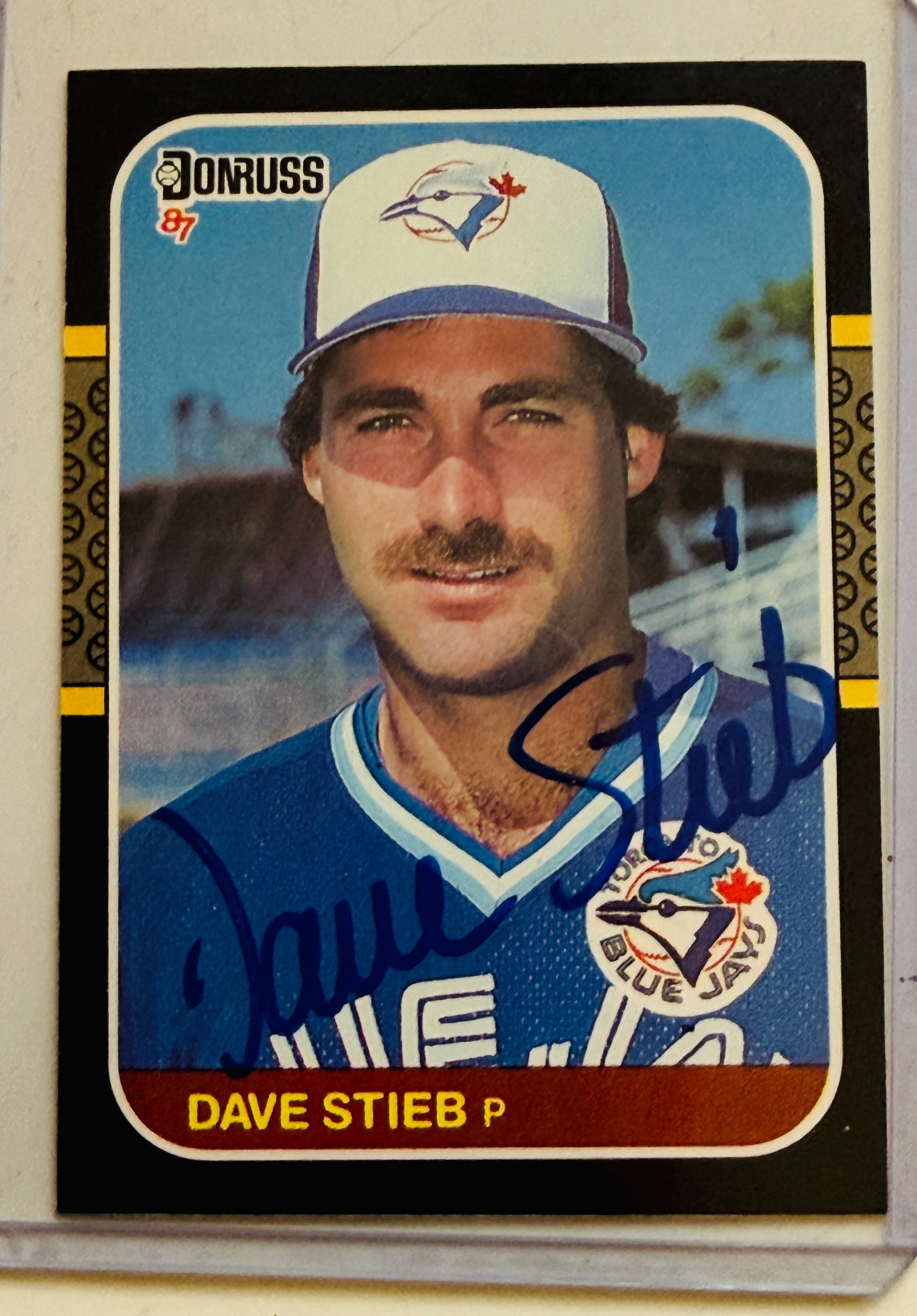 Toronto Blue Jays legend Dave Stieb autographed baseball card with COA