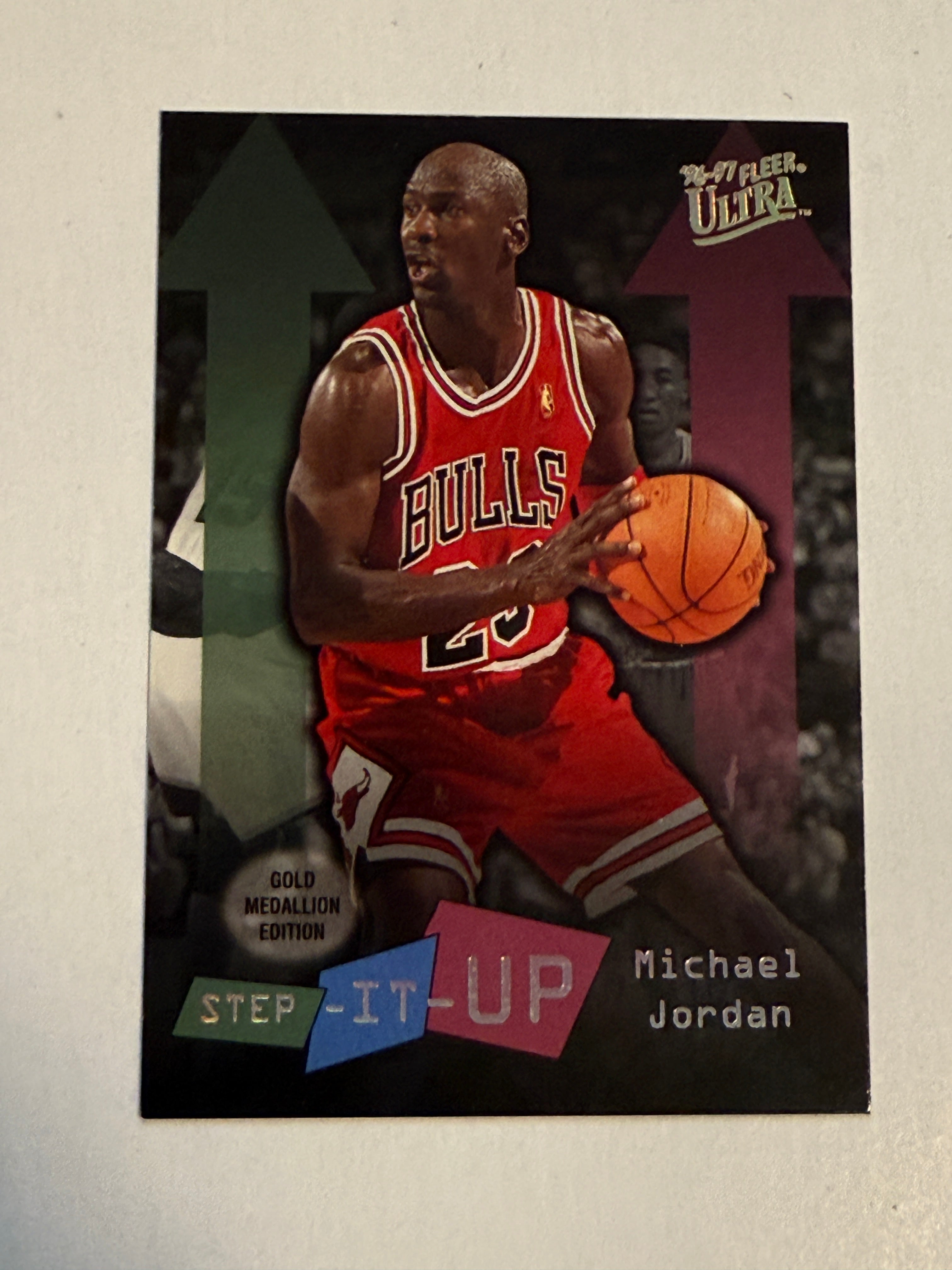Michael Jordan Fleer Ultra step it up basketball insert card high-grade condition1997