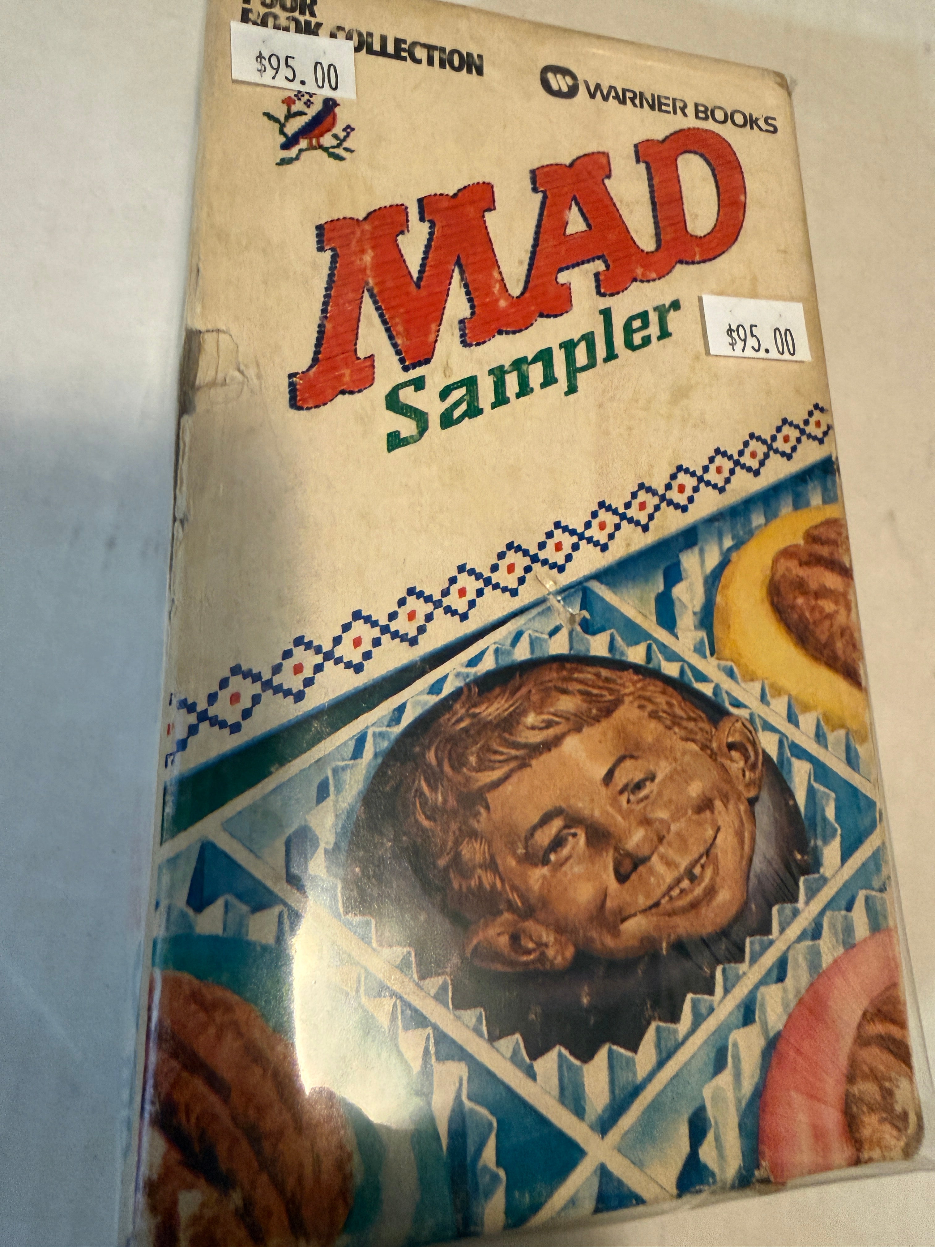 Mad Magazine rare four pocket books collection in box 1970s
