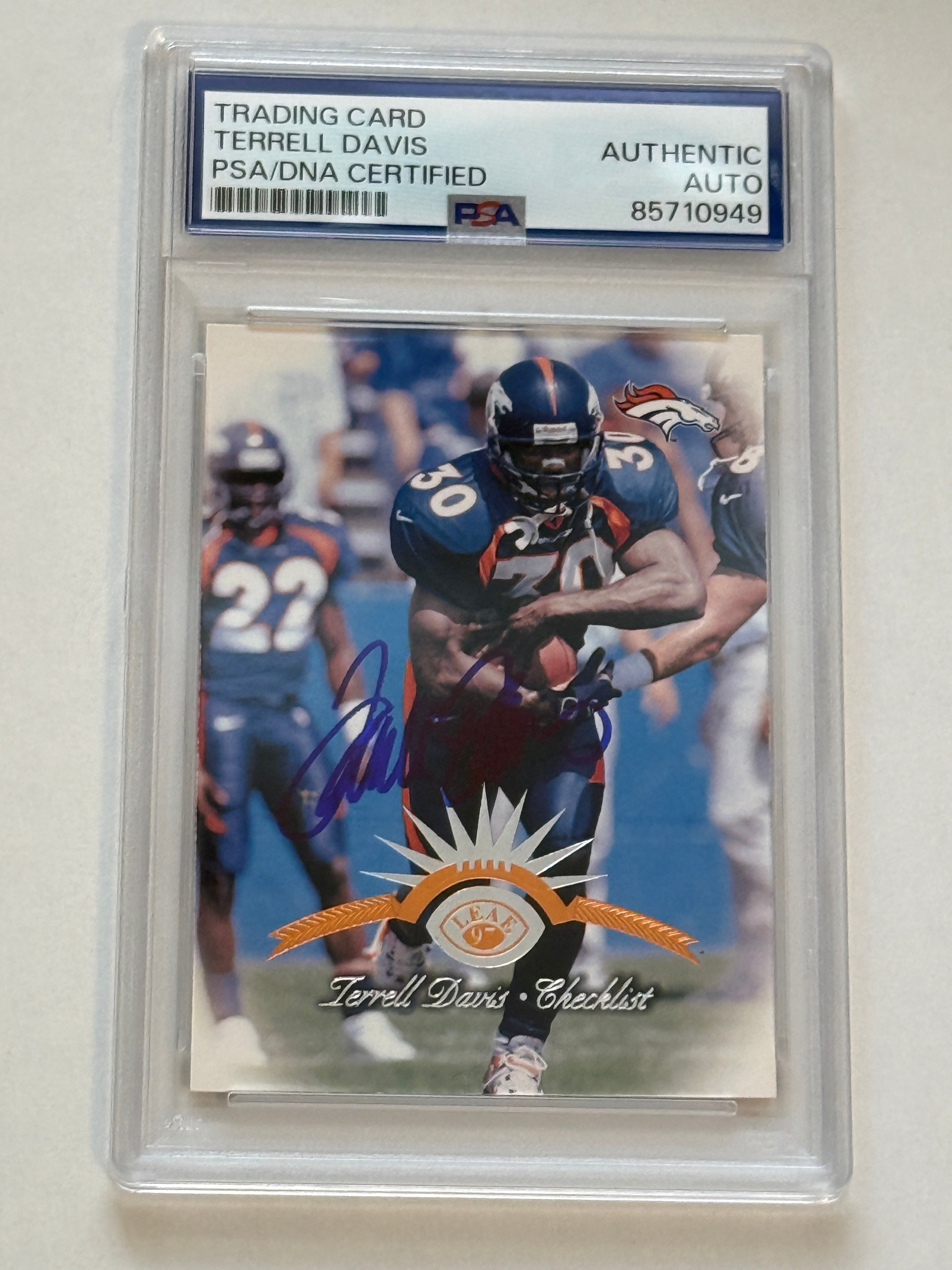 Terrell Davis rare autograph football card PSA certified