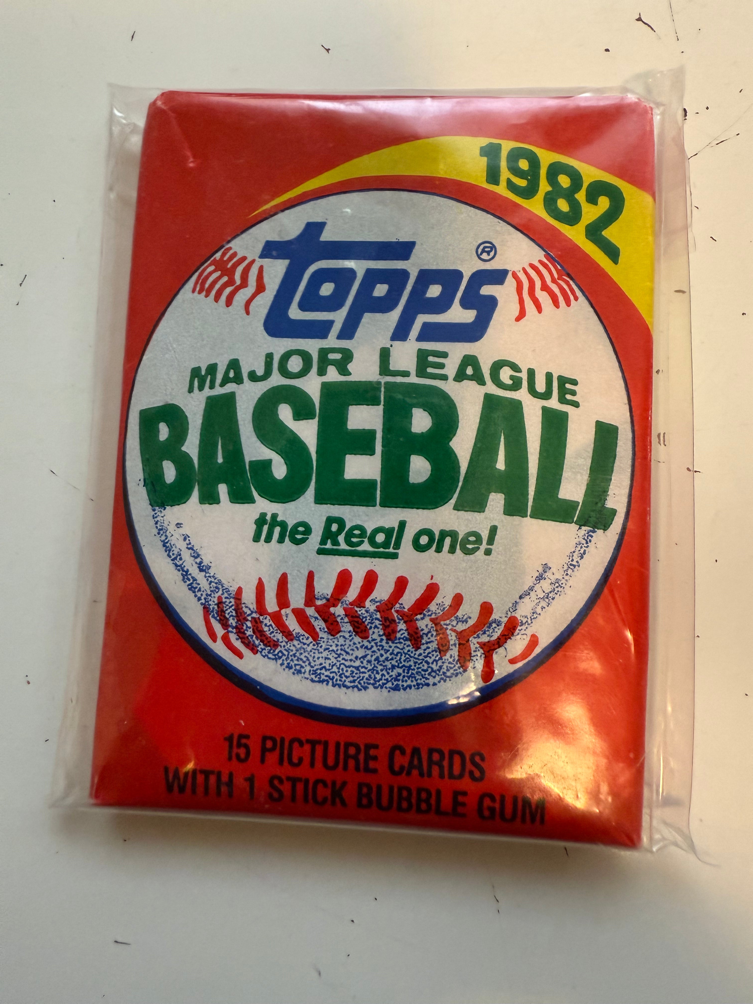 1982 Topps baseball factory seal pack of cards