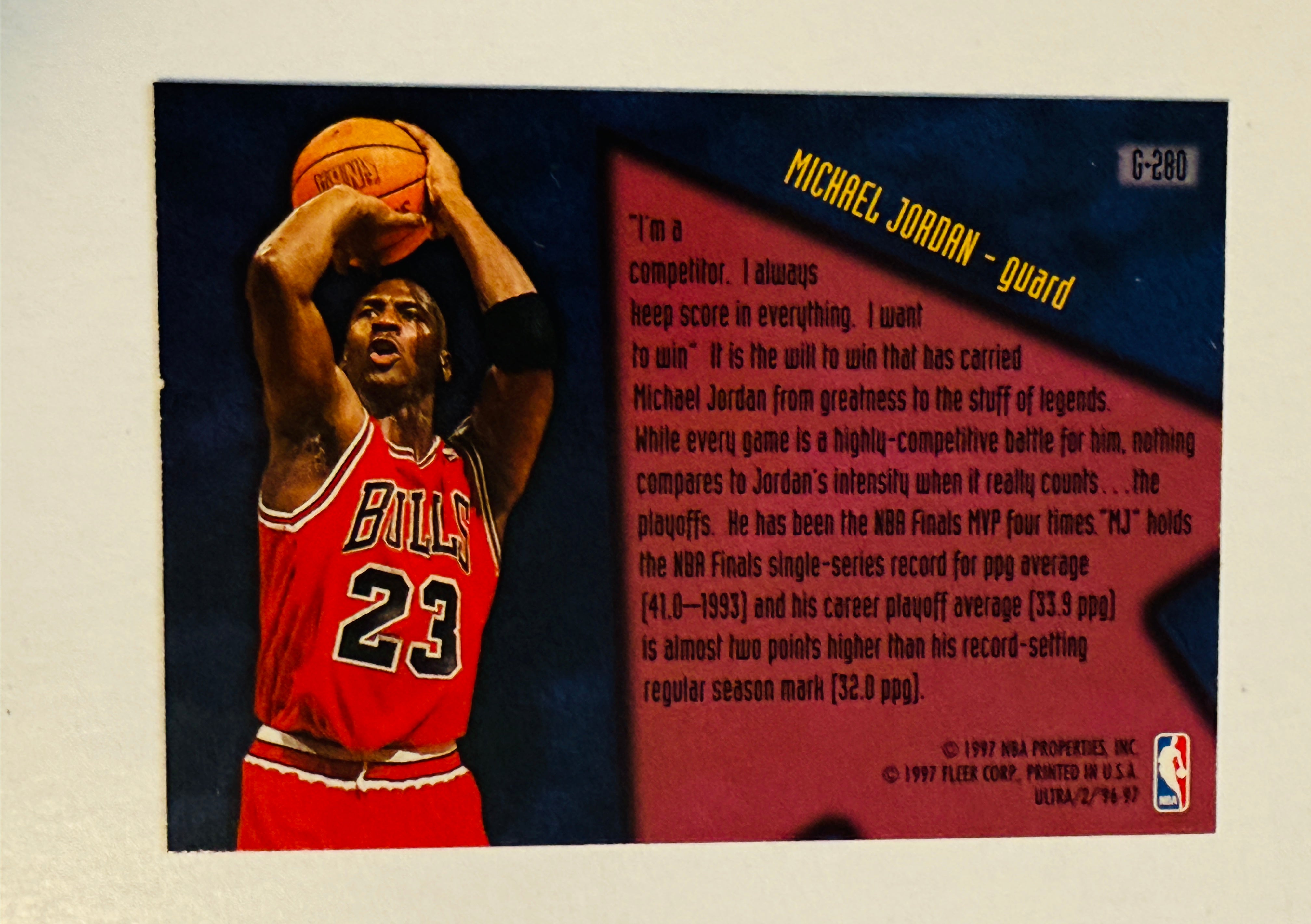 Michael Jordan Fleer Ultra step it up basketball insert card high-grade condition1997