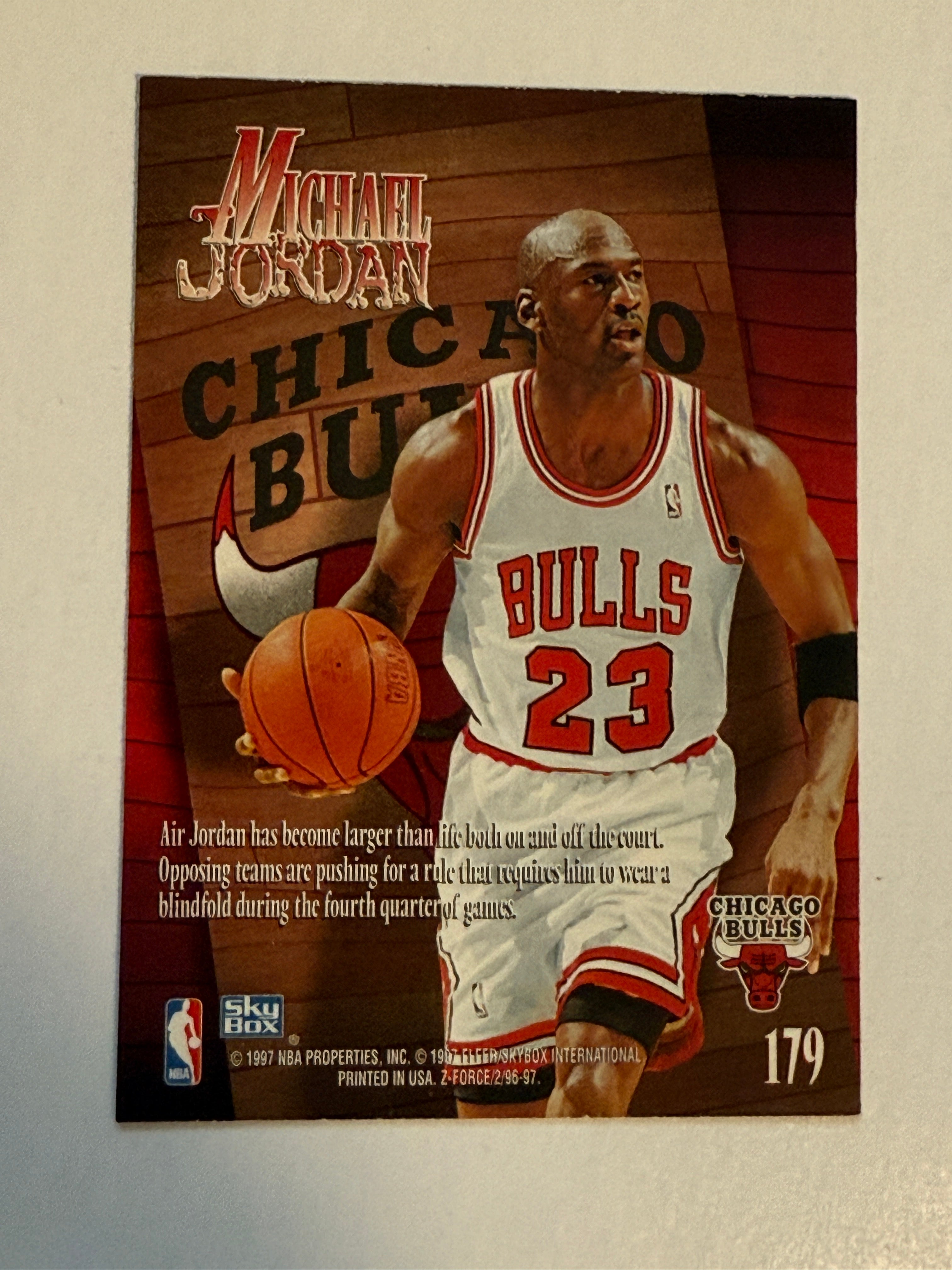 Michael Jordan skybox Z force high grade condition basketball card 1996