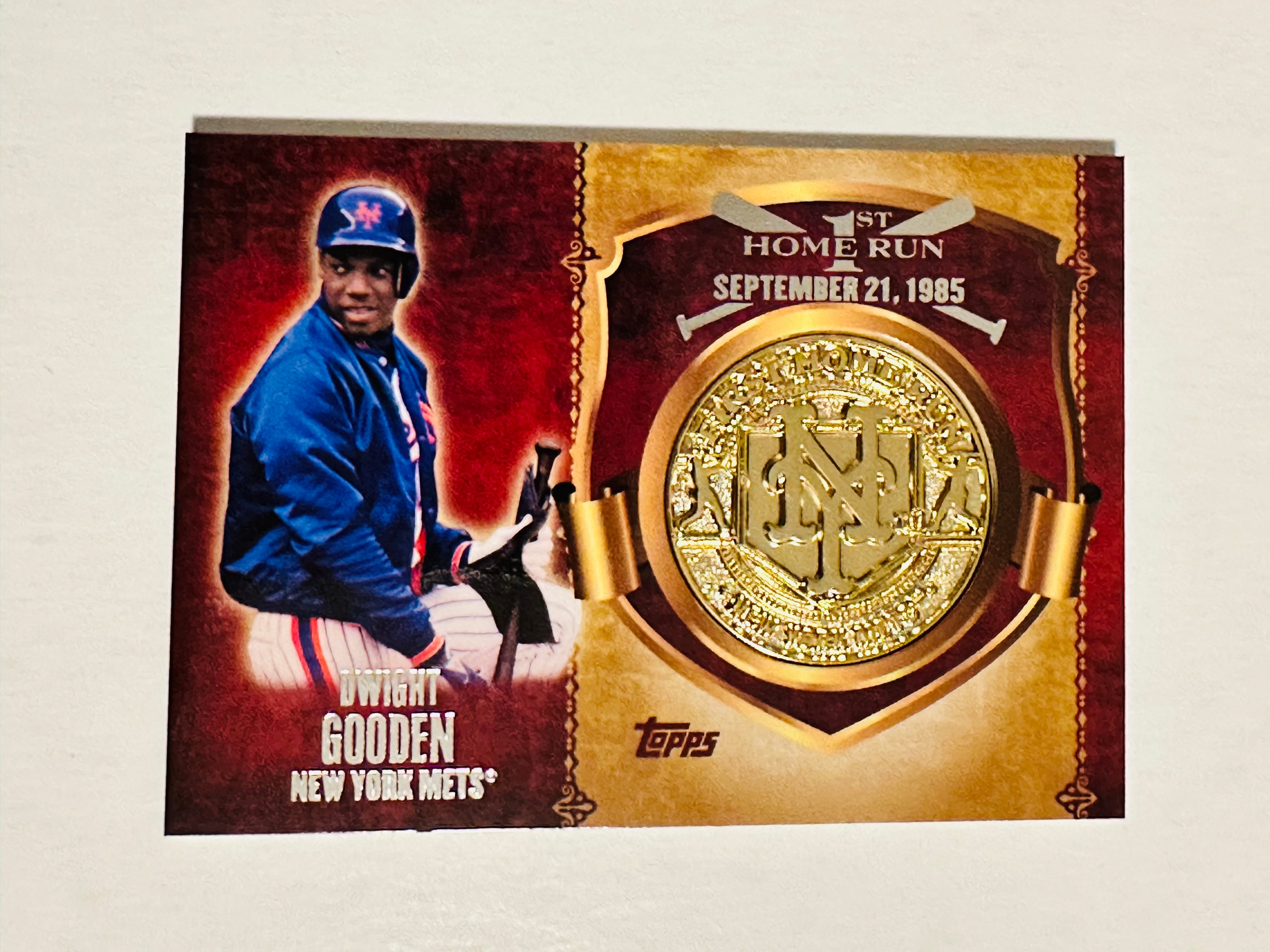Dwight Gooden, New York Mets member of medallion insert card