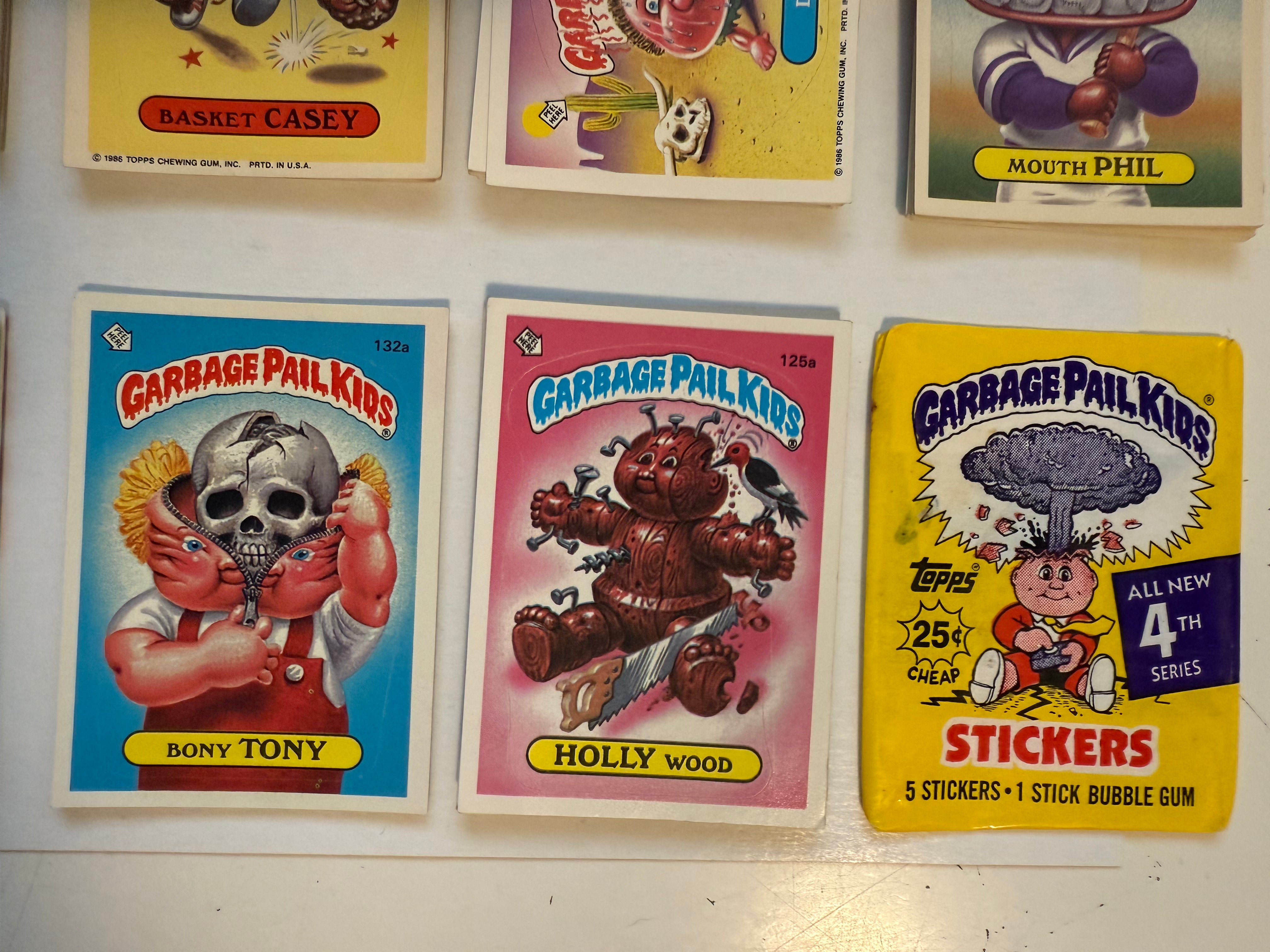 Garbage Pail kids series 4 high grade condition stickers set with wrapper 1985