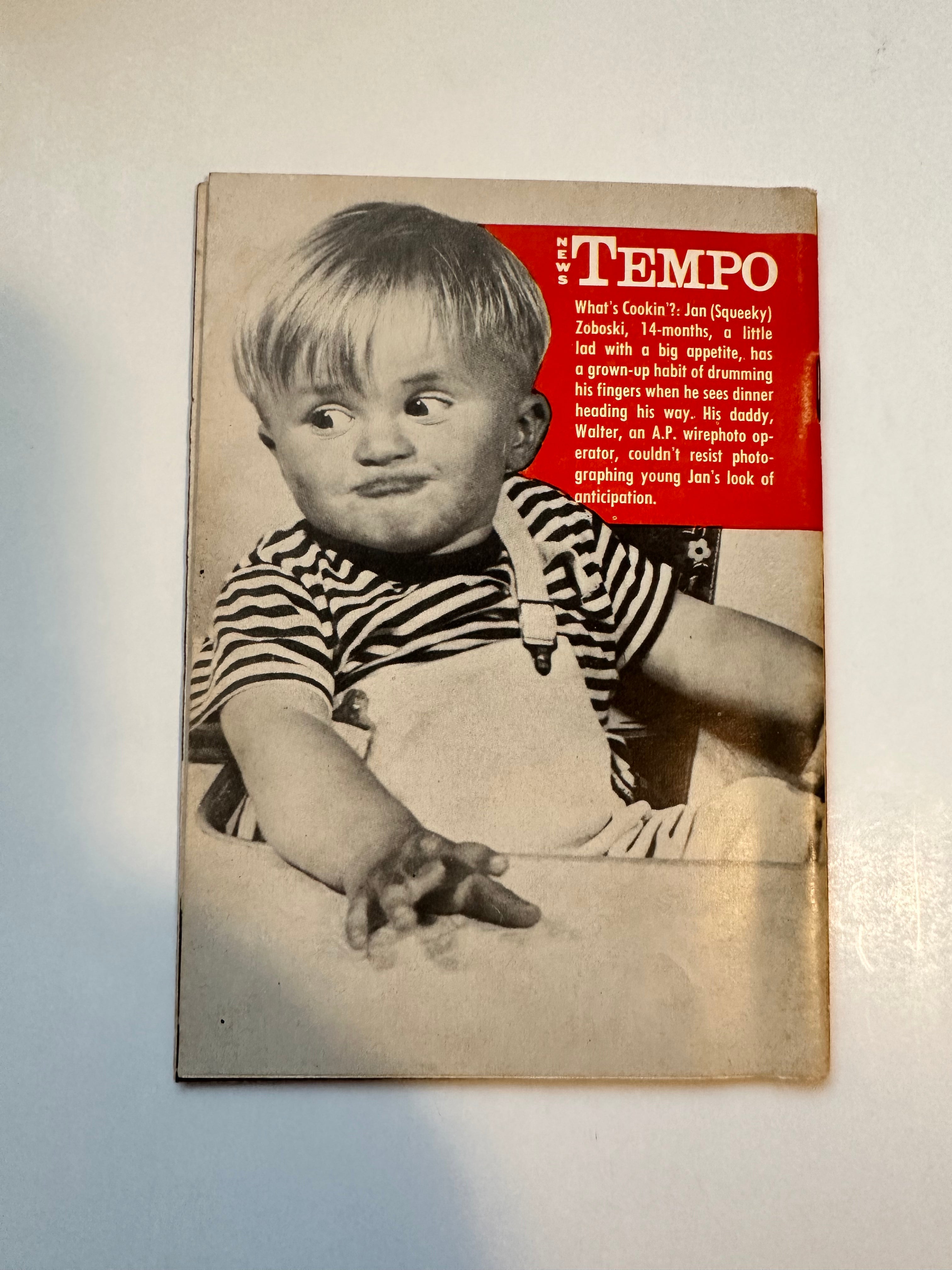 Elizabeth Taylor Tempo small version movie star booklet 1954