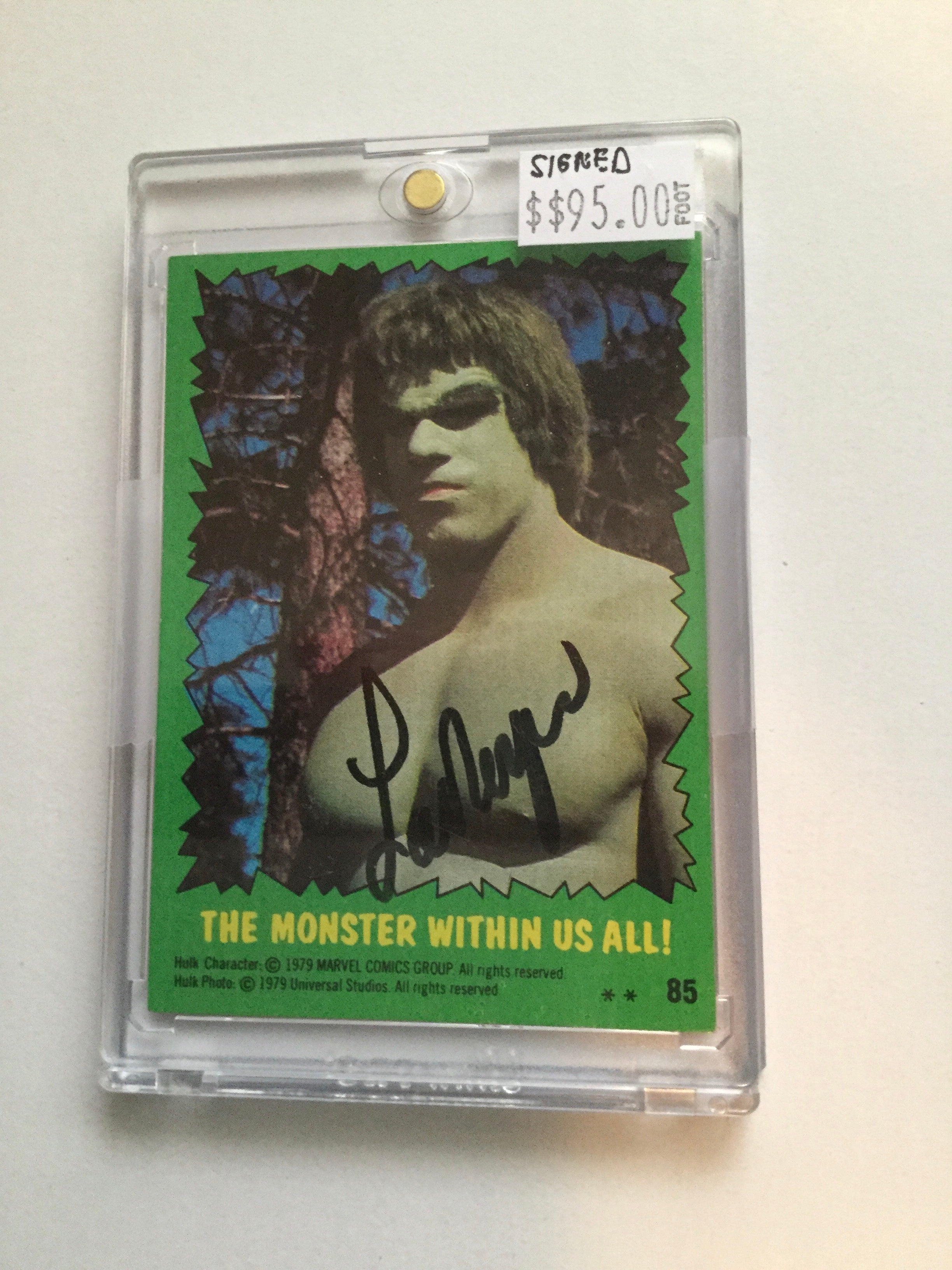The Incredible Hulk TV show Lou Ferrigno signed card with COA