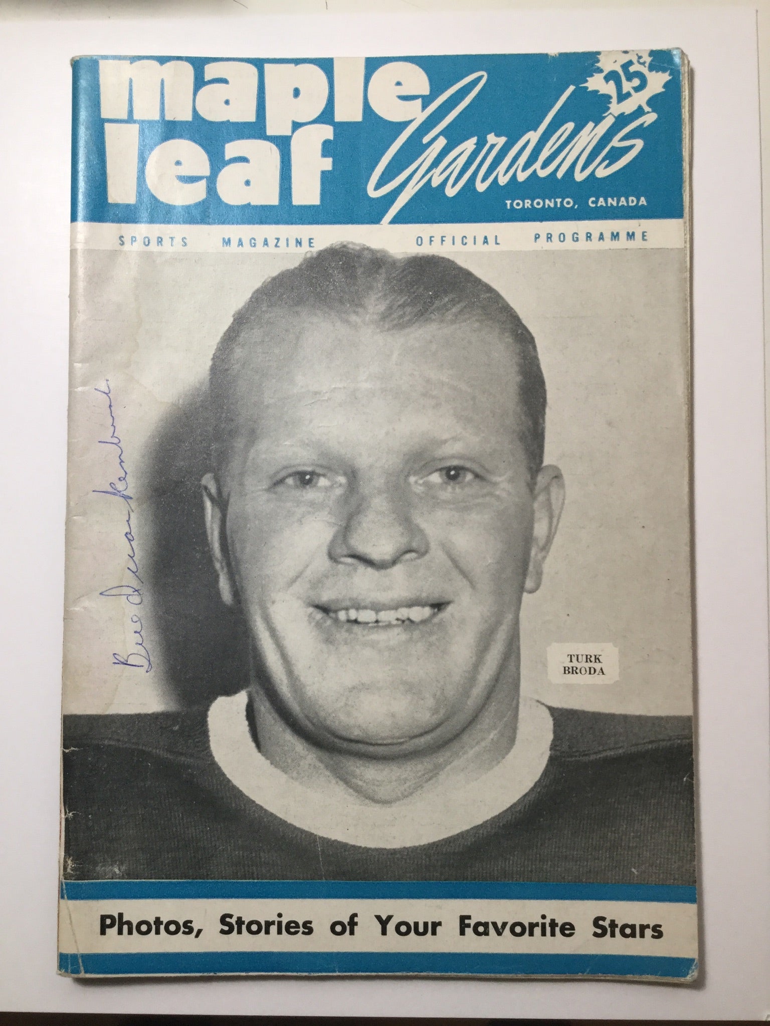 Toronto Maple Leafs Bill Quackenbush signed hockey game program with COA 1950s