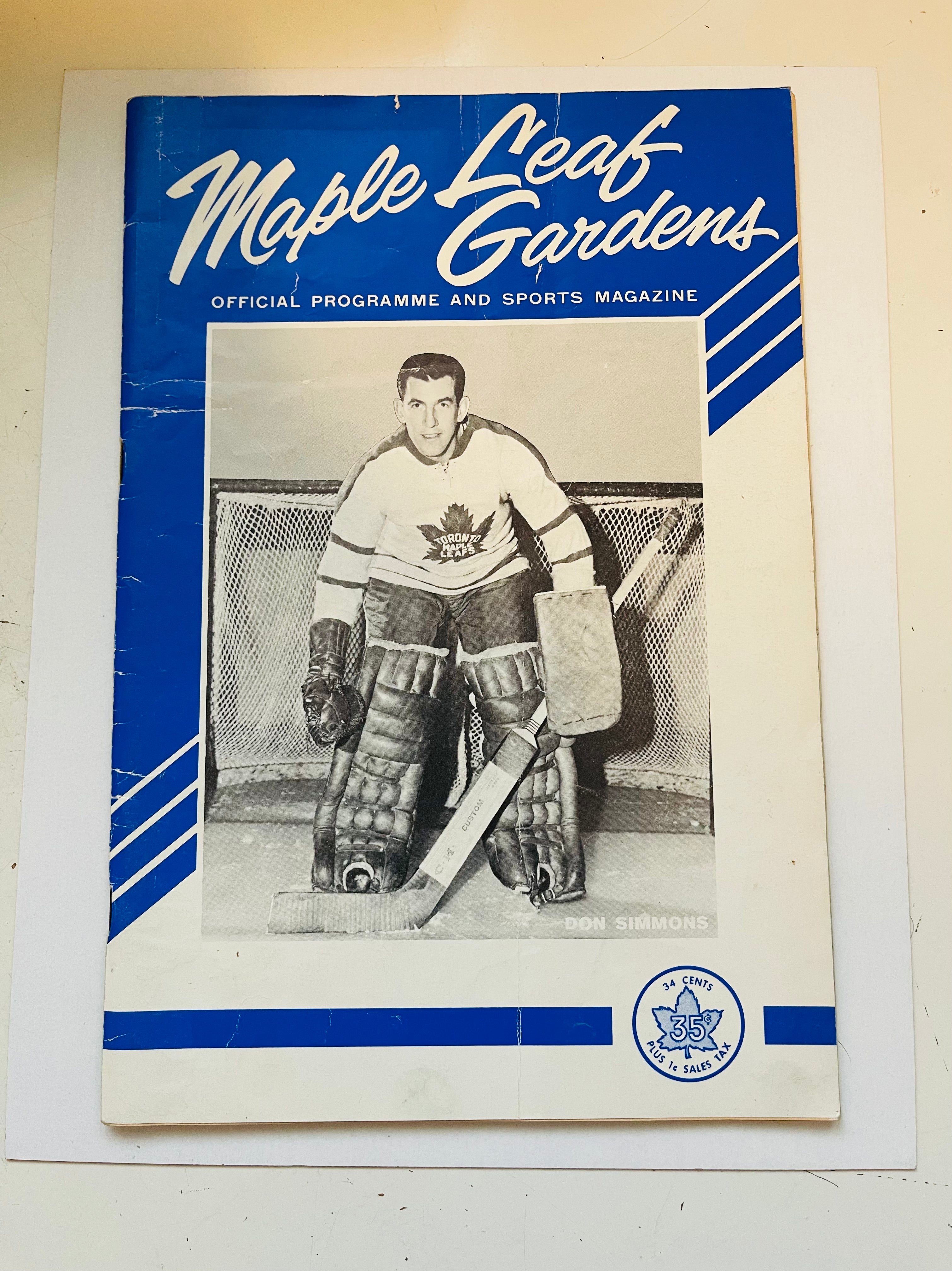 1963 Maple Leaf Gardens Leafs vs Black Hawks hockey program December, 1963