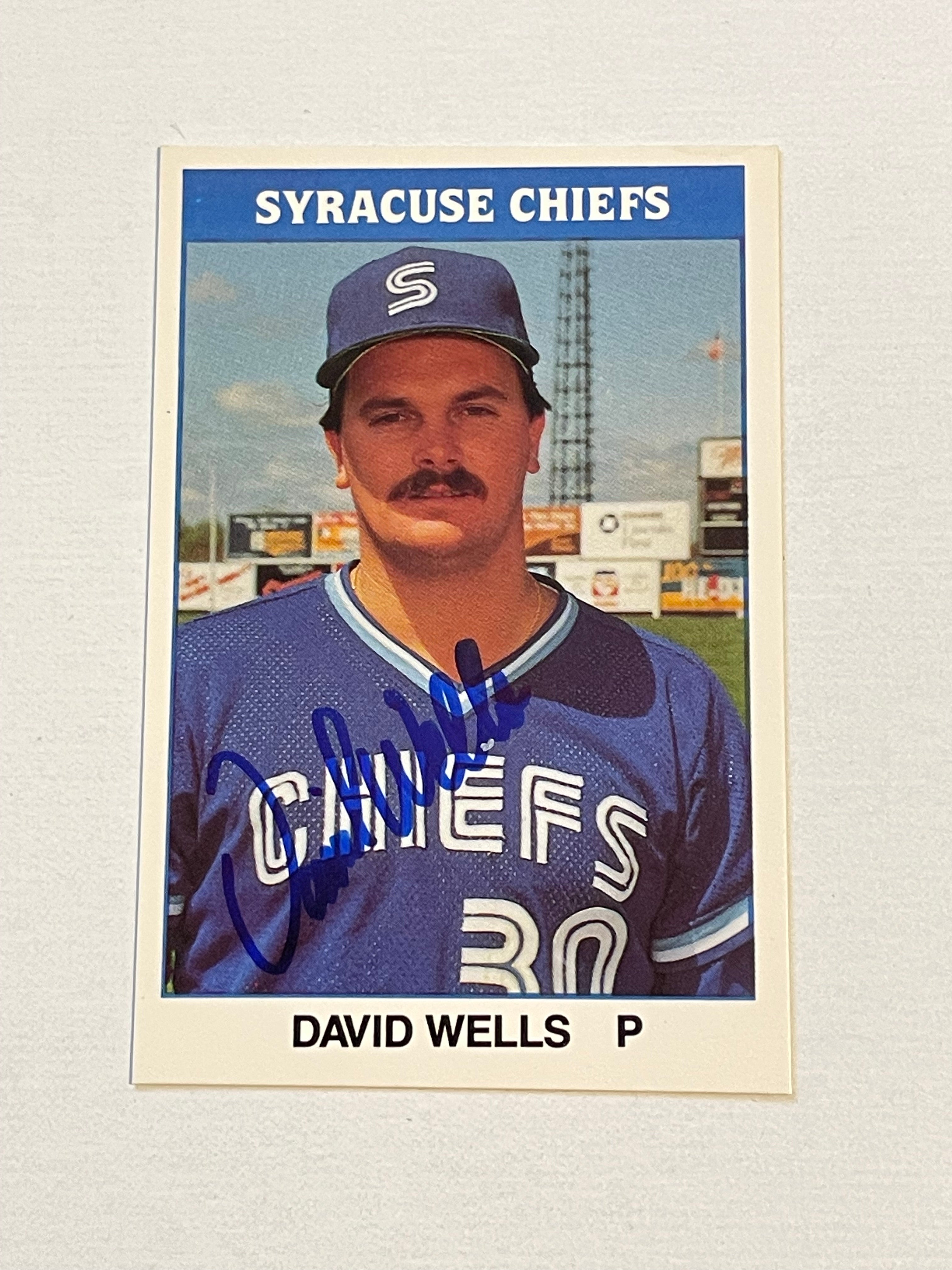 Toronto Blue Jays David Wells autograph rookie card with 1987