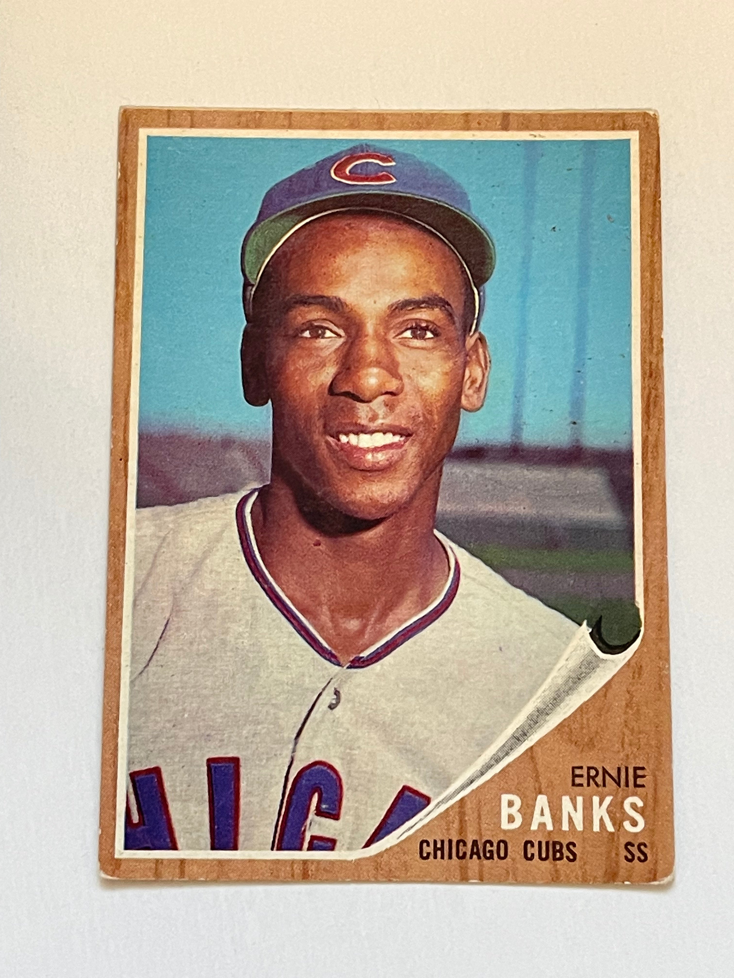 Ernie Banks Topps ex condition baseball card 1962