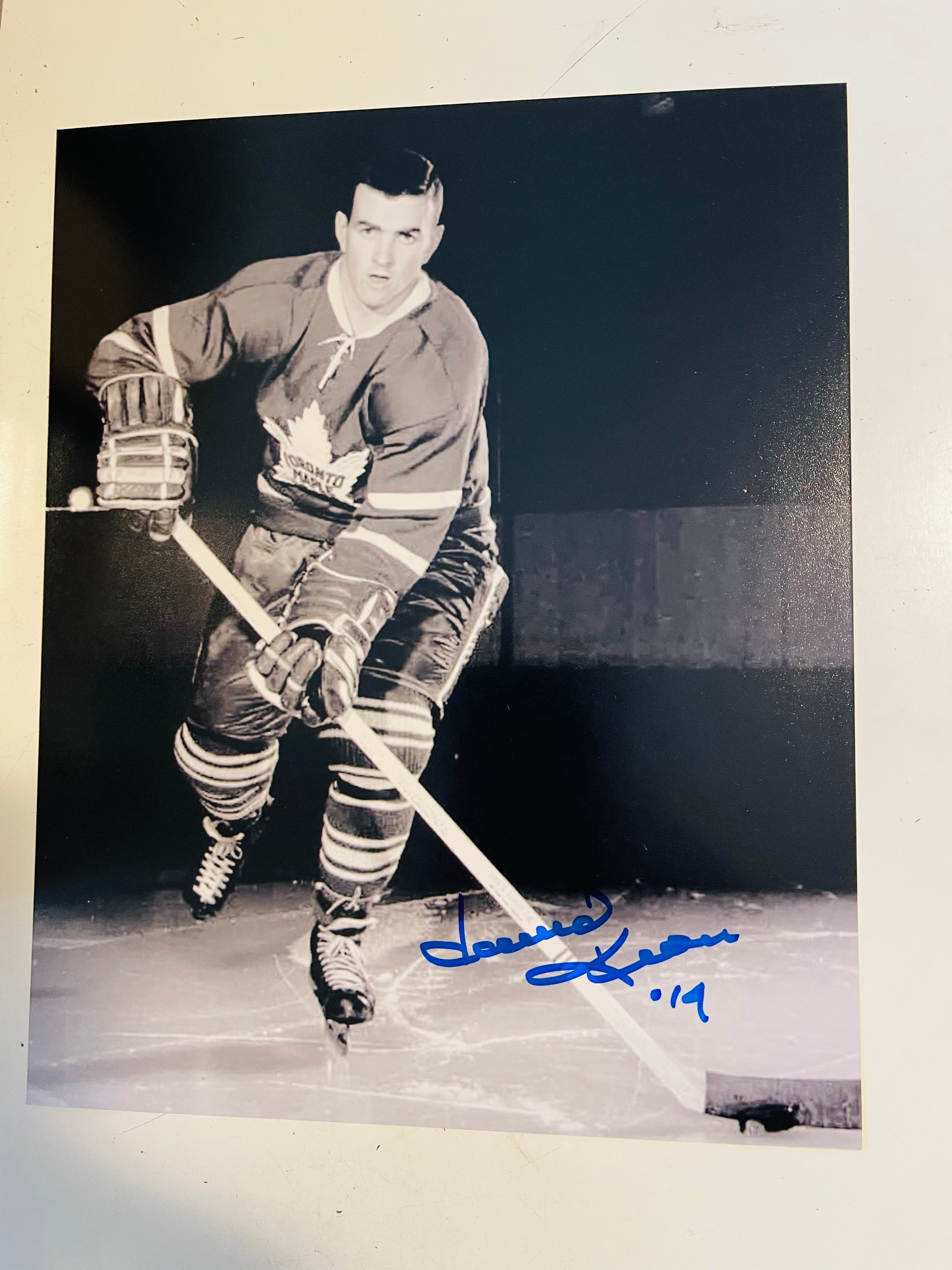 Toronto Maple Leafs Hockey rare Dave Keon signed 8x10 photo with COA