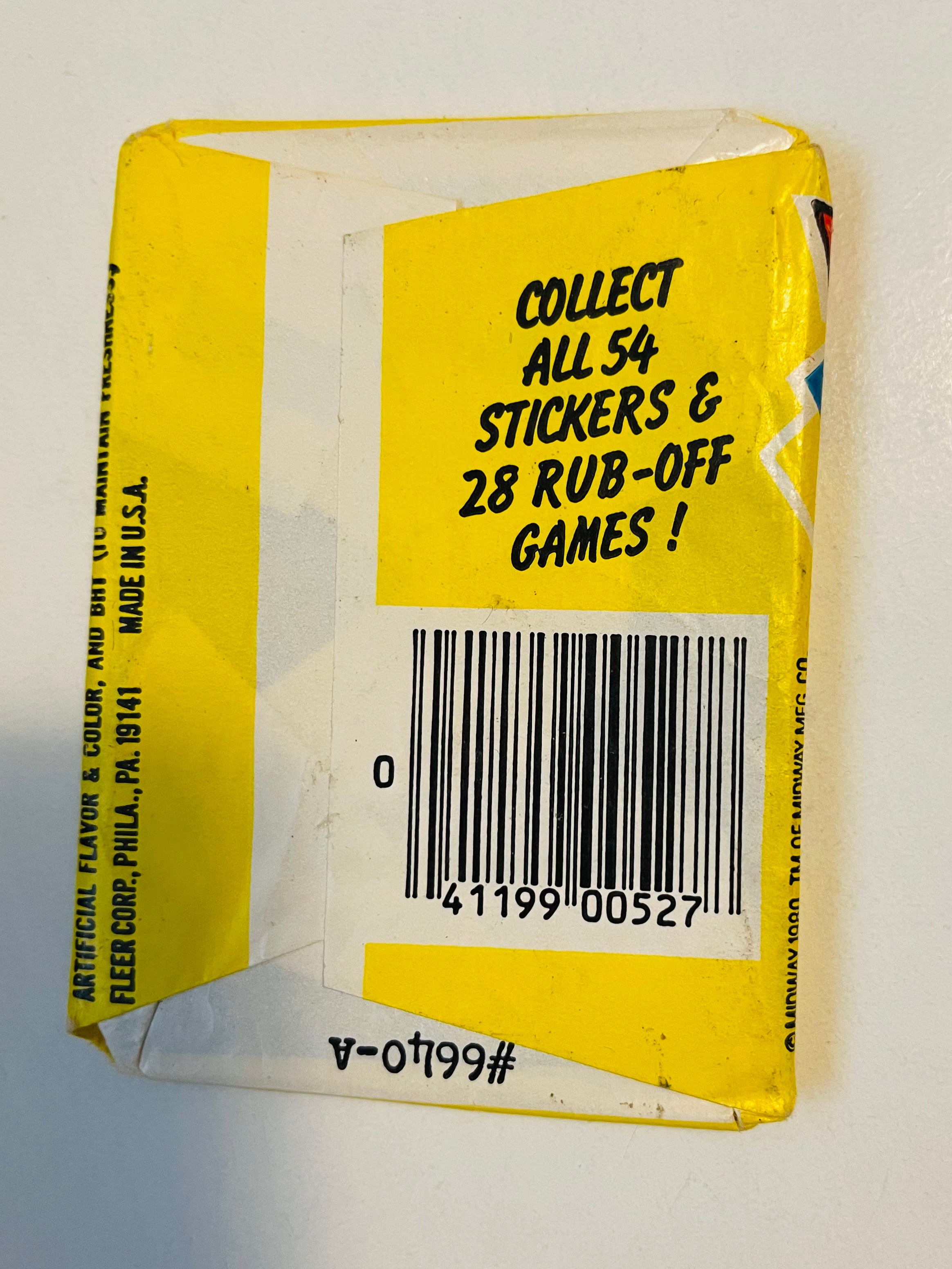 Pac-Man stickers sealed Fleer pack 1981