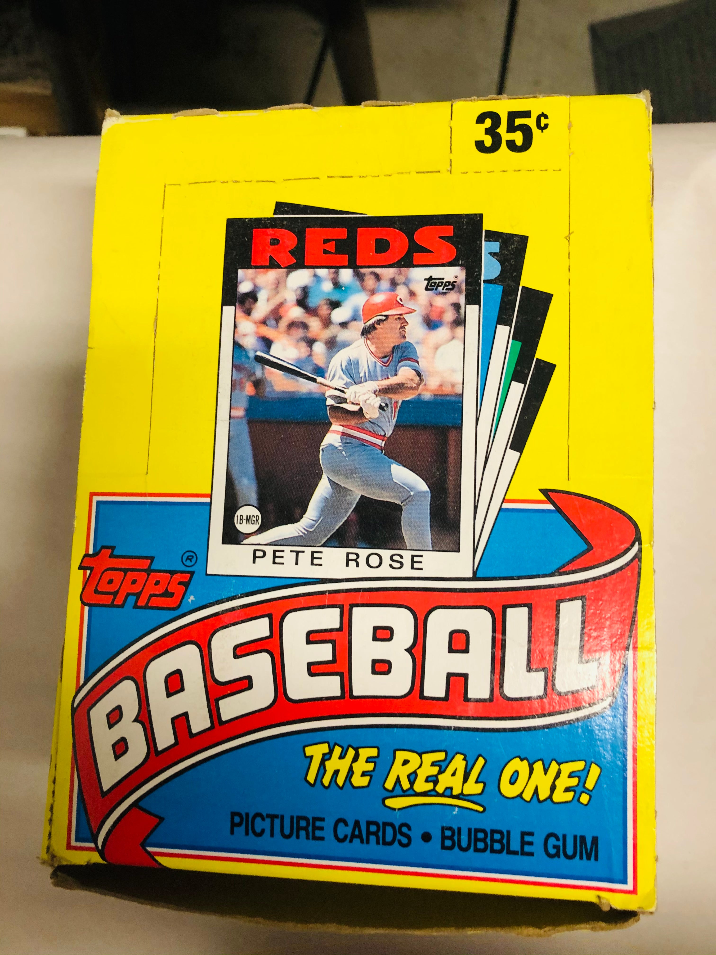 1986 Topps Baseball cards 36 sealed packs box