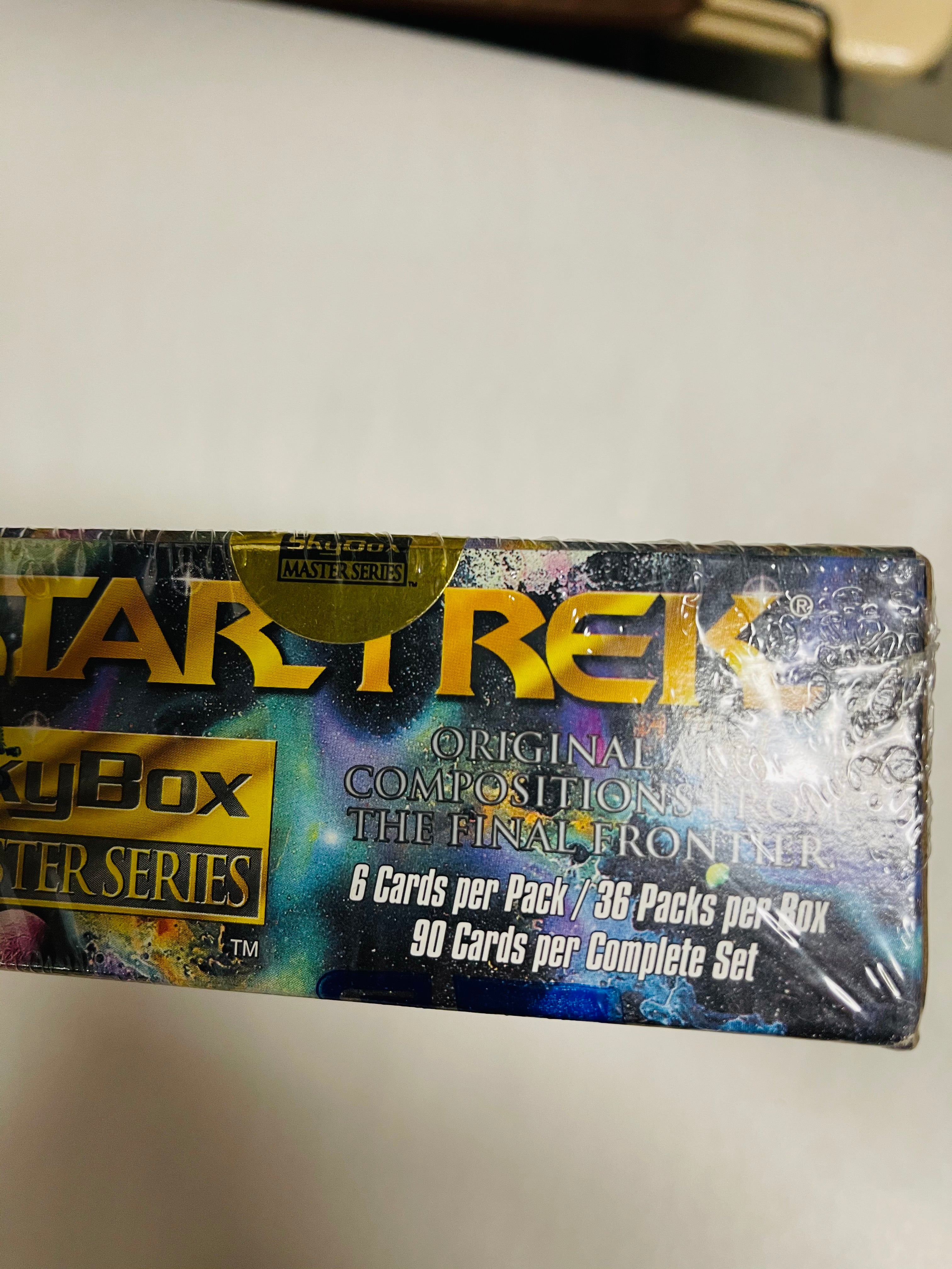 Star Trek Master series 36 packs factory sealed box 1993