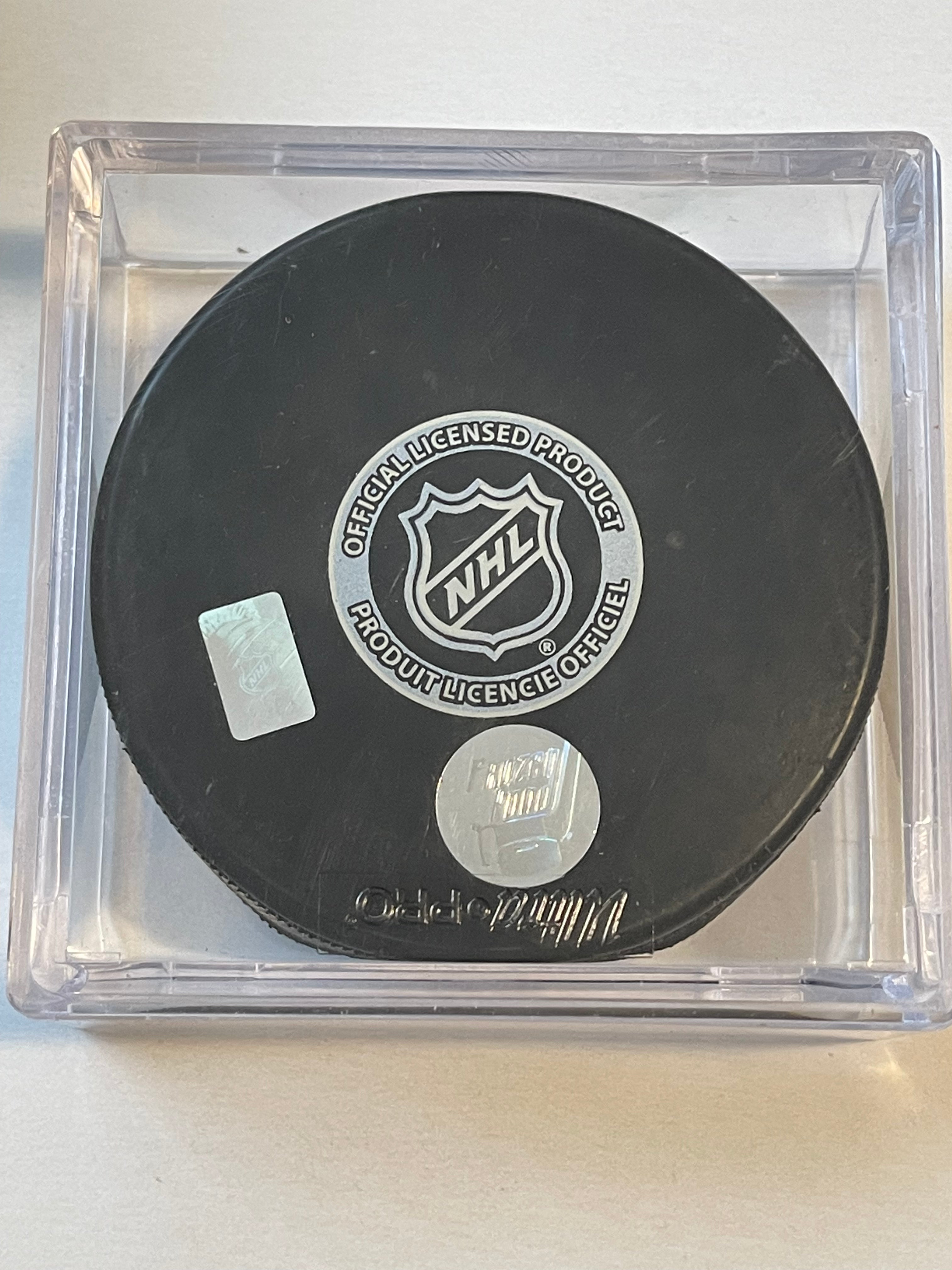 Eddie Shack Toronto Maple Leafs autograph hockey puck in holder with COA