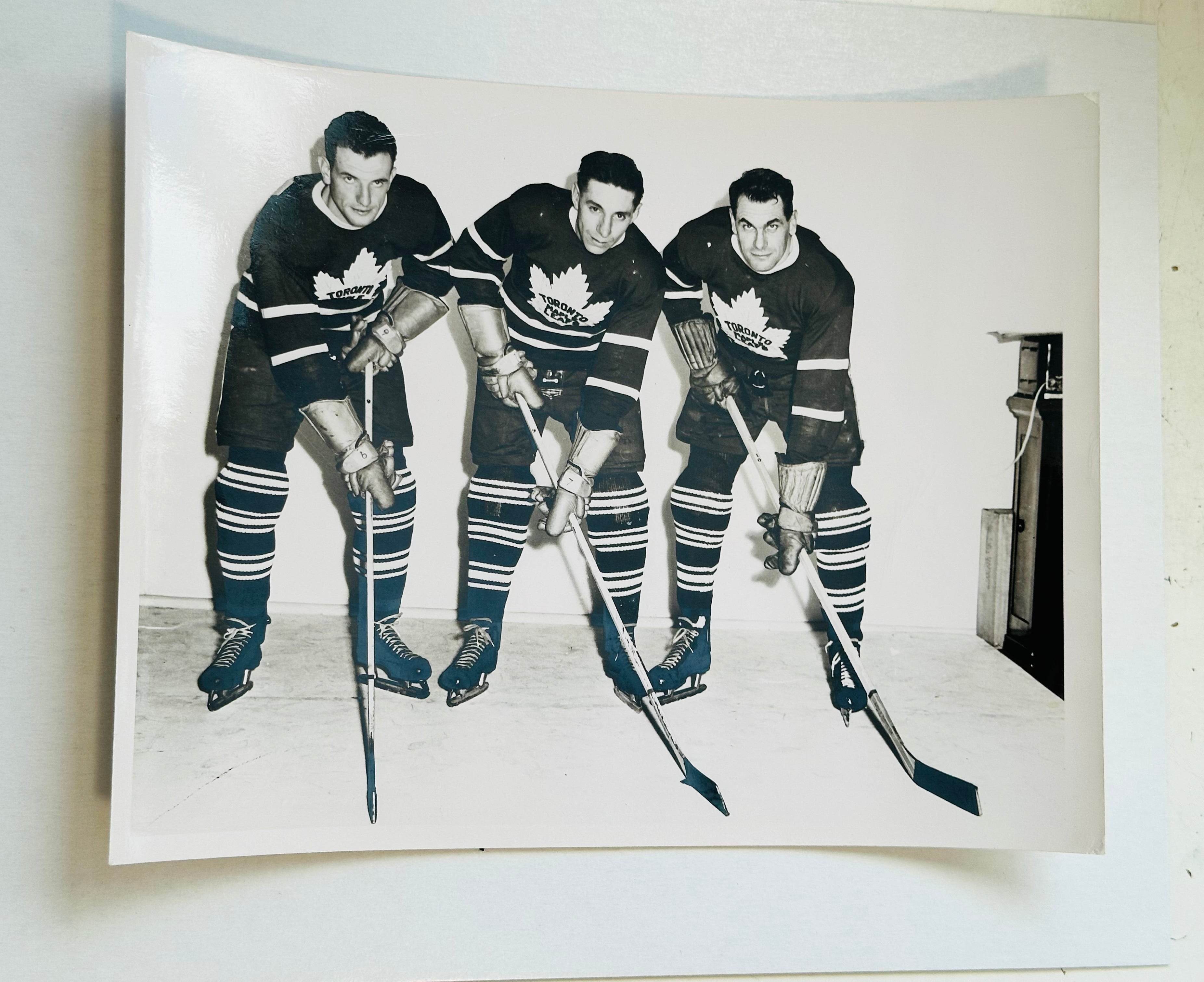 Toronto Maple Leafs Turofsky 8x10 hockey #004 photo 1940s