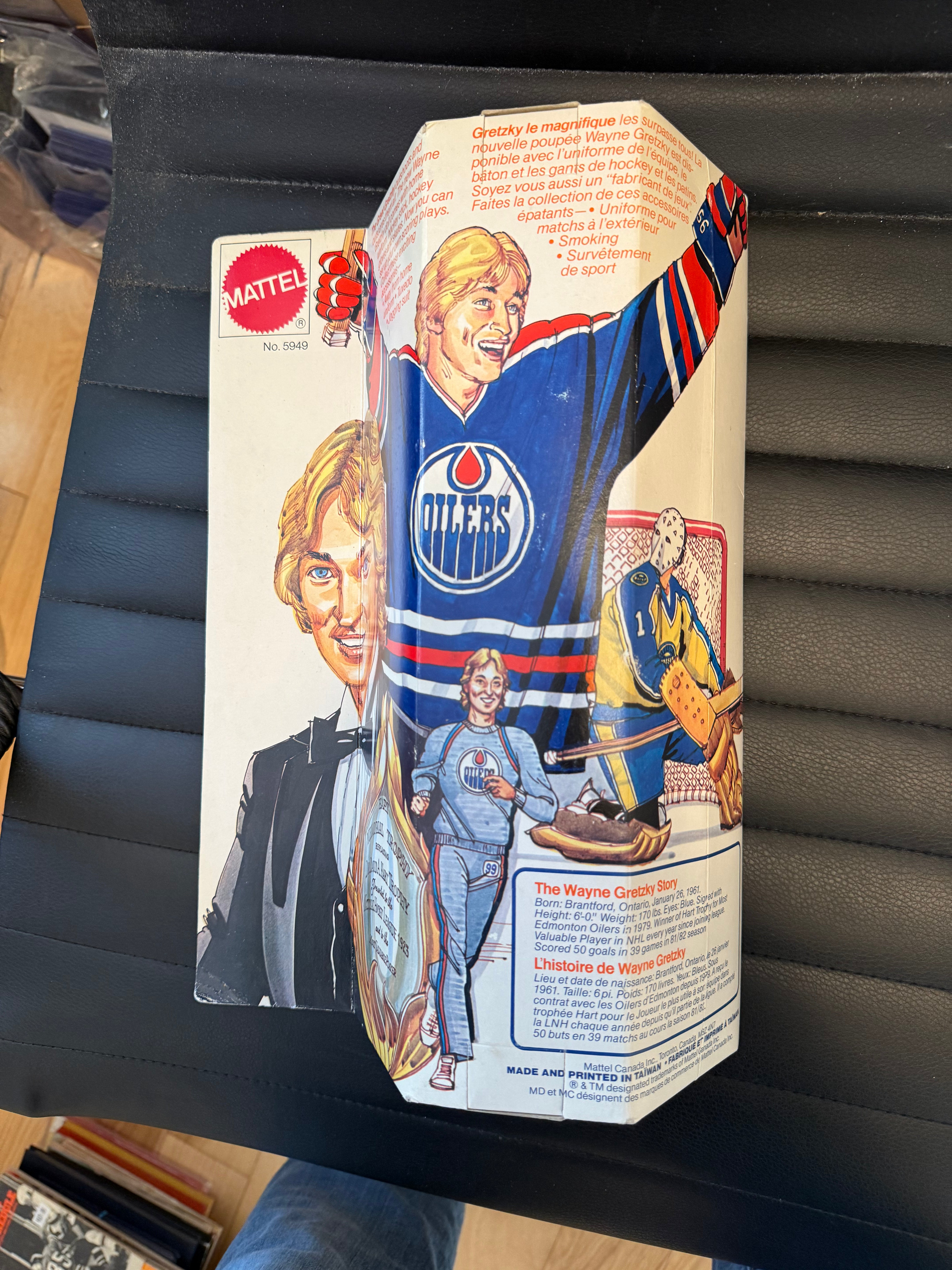 Wayne Gretzky Edmonton oilers hockey rare vintage doll in box 1980s