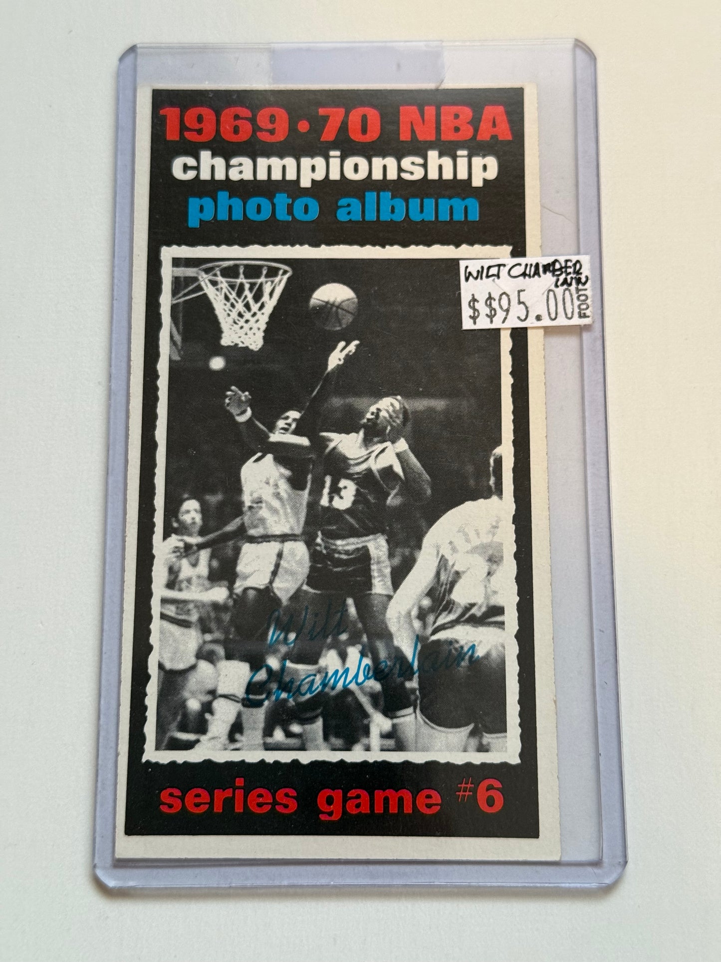 Wilt, Chamberlain basketball legend Topps in action card 1969