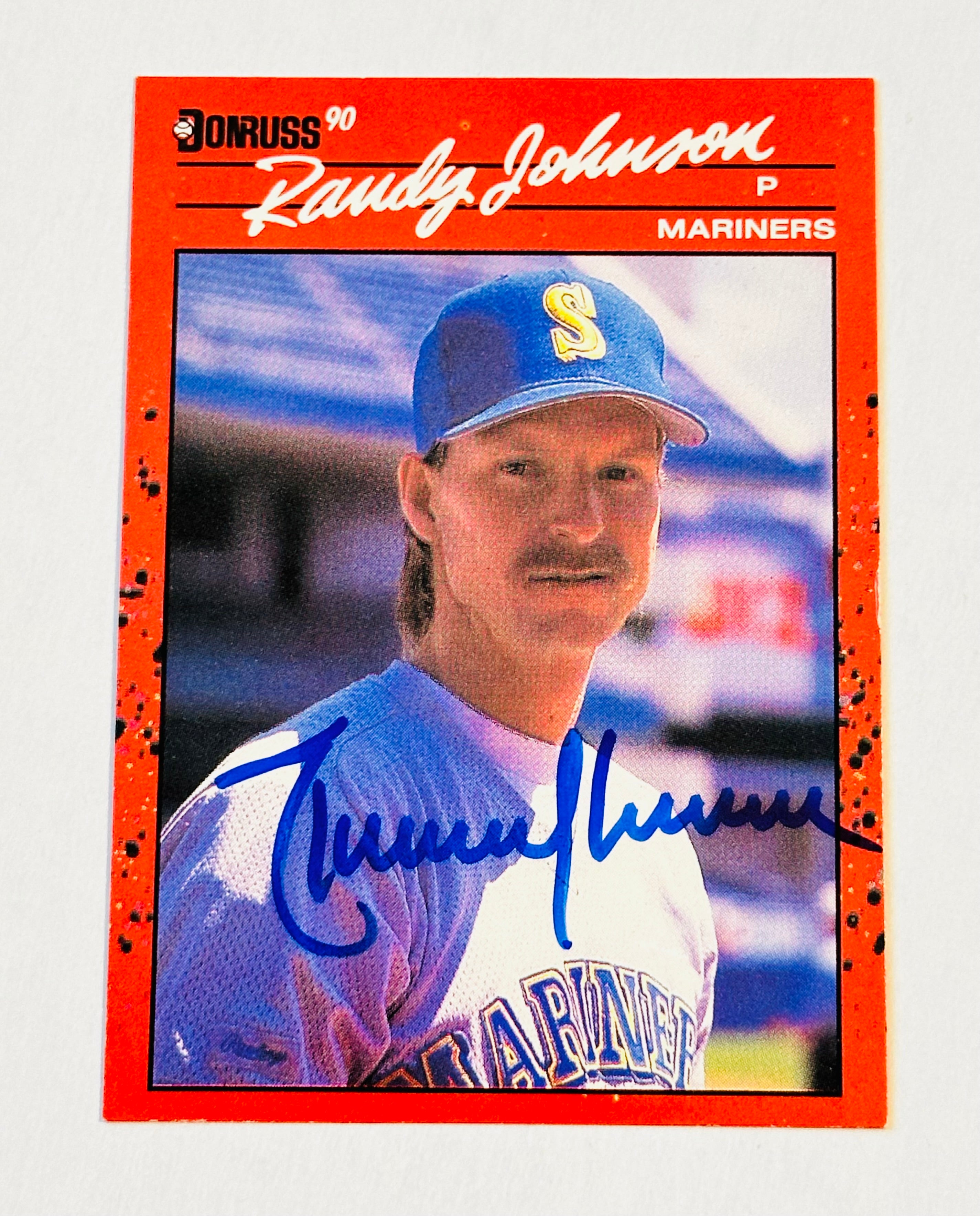 Randy Johnson baseball legend, rare autographed card with COA