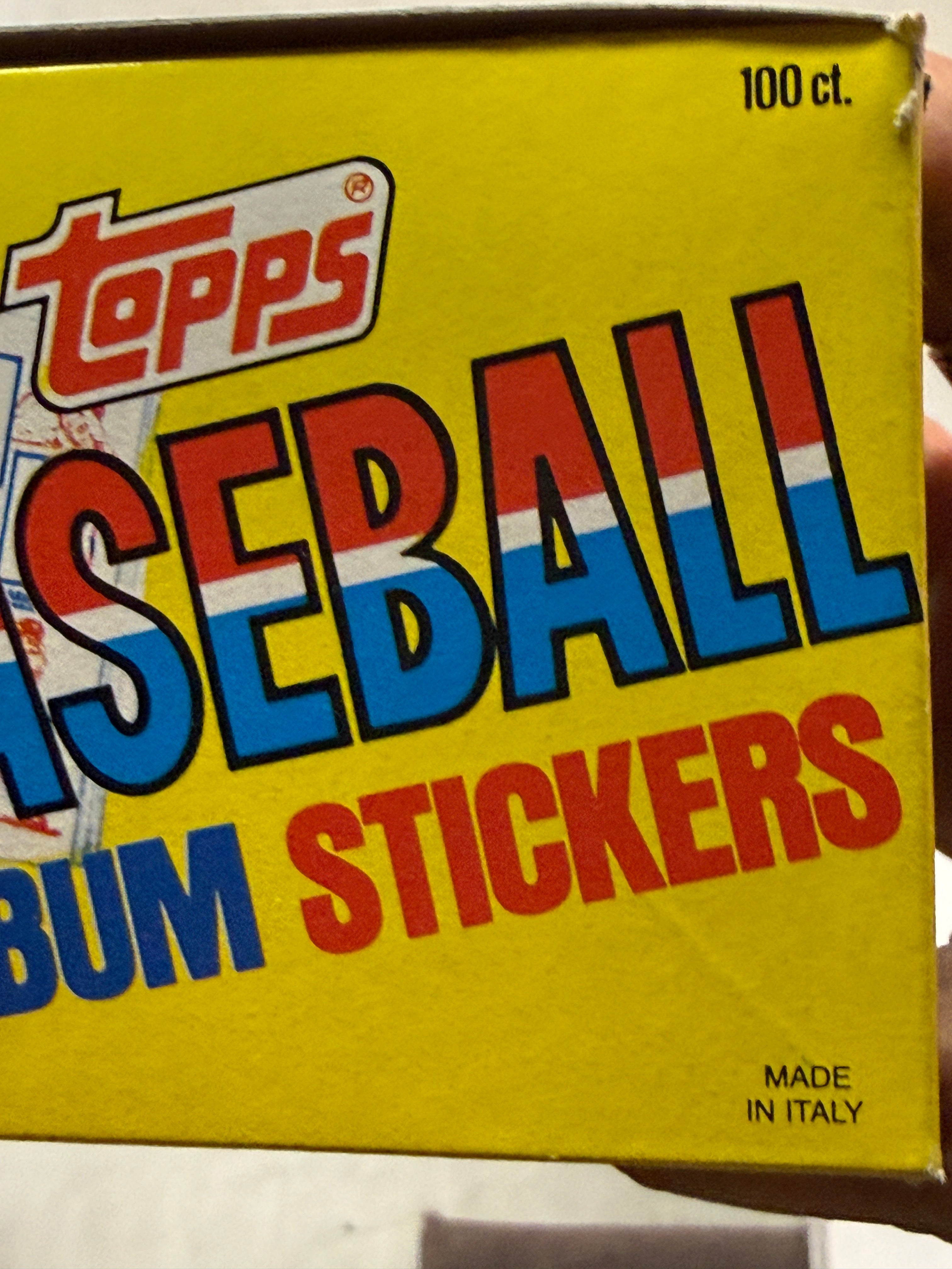 Baseball Topps stickers stars/ rookies 100 packs box 1981