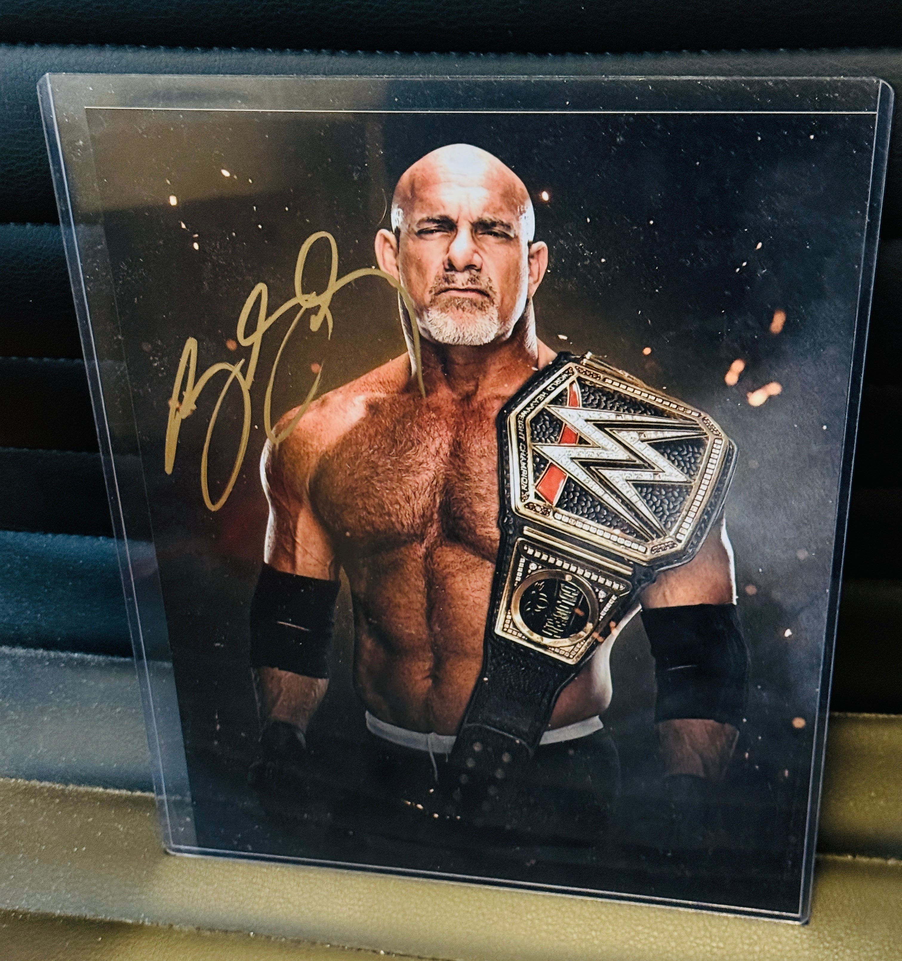 Wrestling superstar legend Goldberg autographed 8 x 10 photo certified