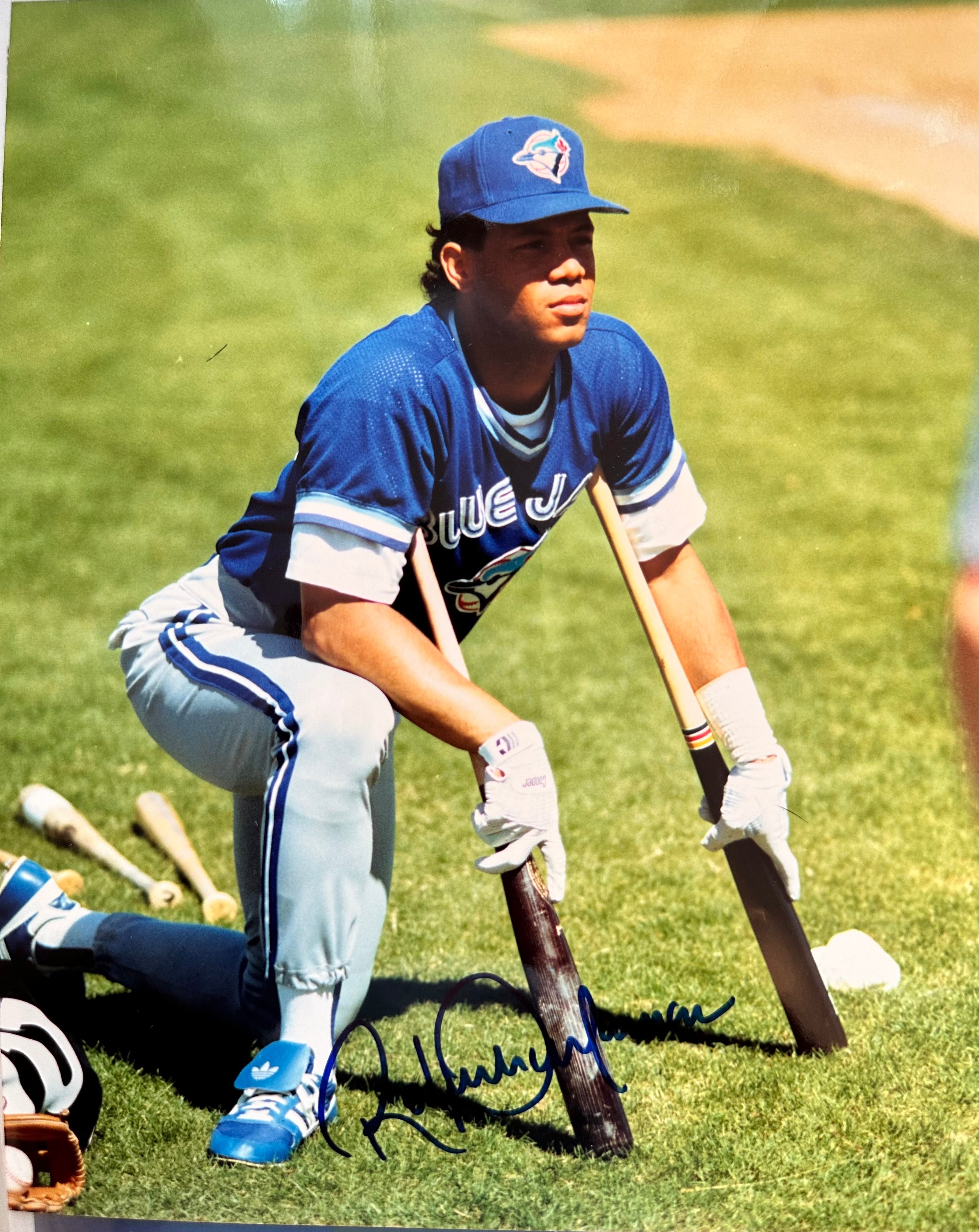 Blue baseball legend Roberto Alomar signed in person 8x10 photo with COA
