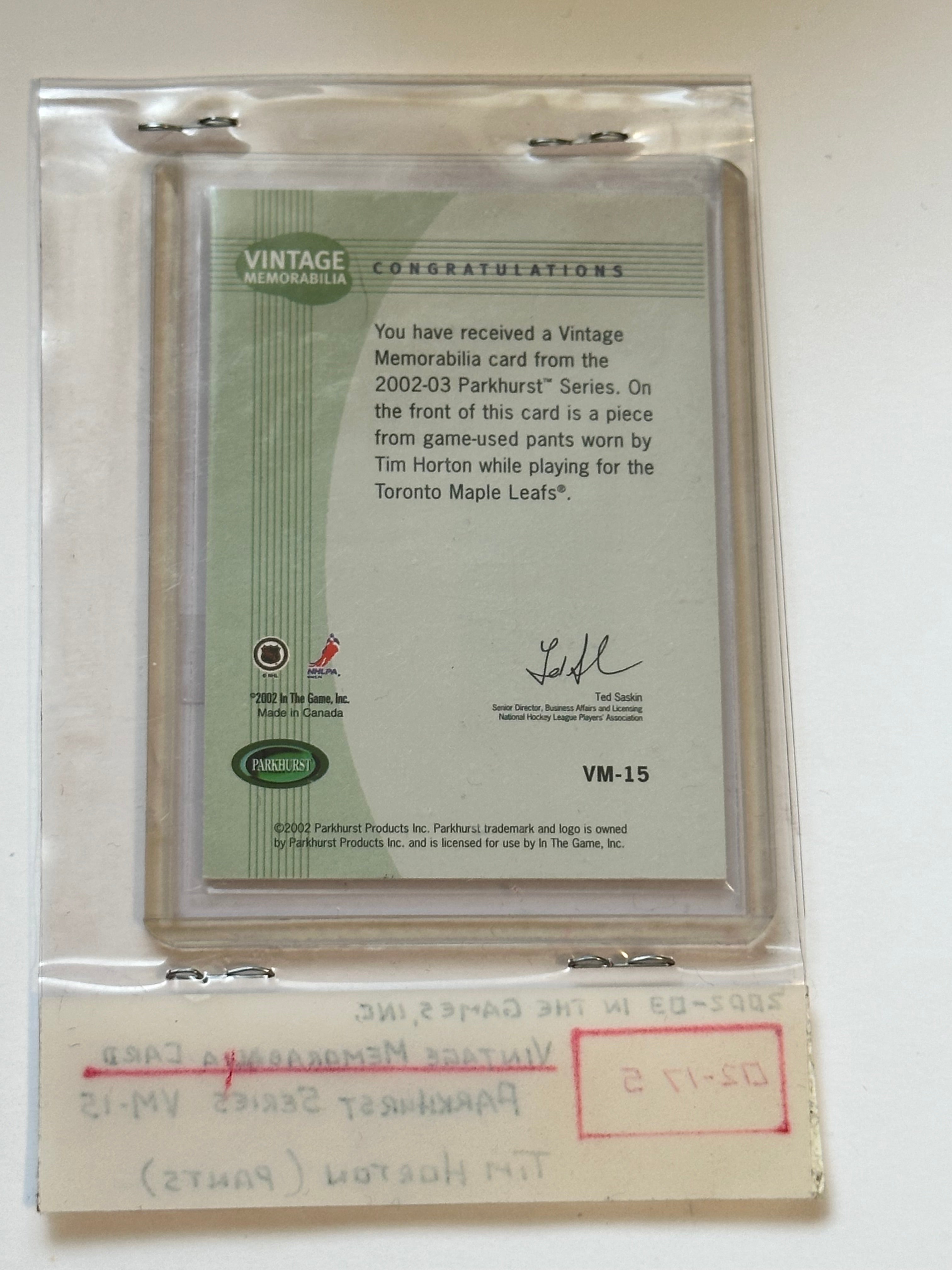 Tim Horton Leafs legend Parkhurst memorabilia insert card 2002-03