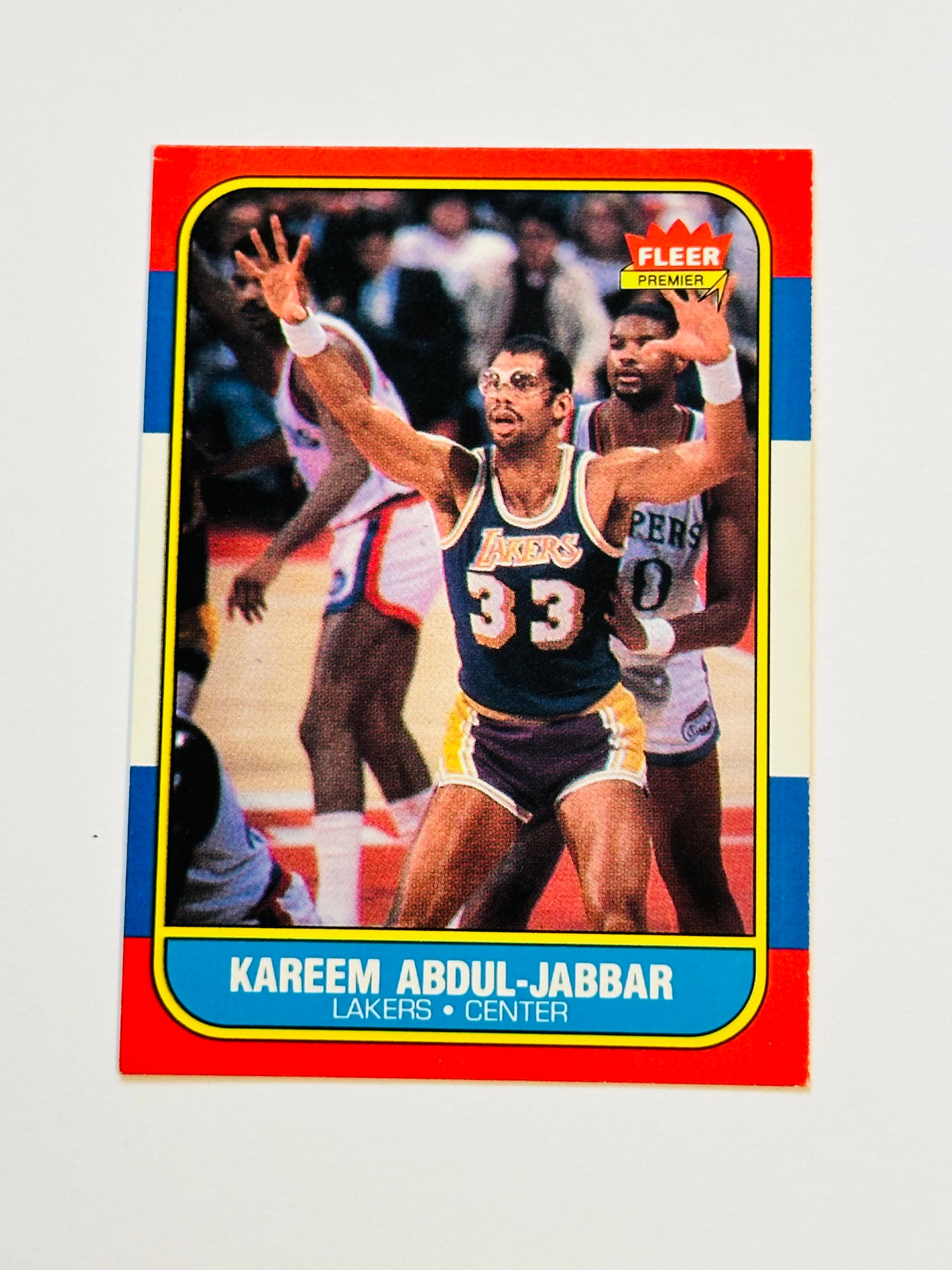 Kareem Abdul-Jabbar 1986 fleer basketball high-grade condition card