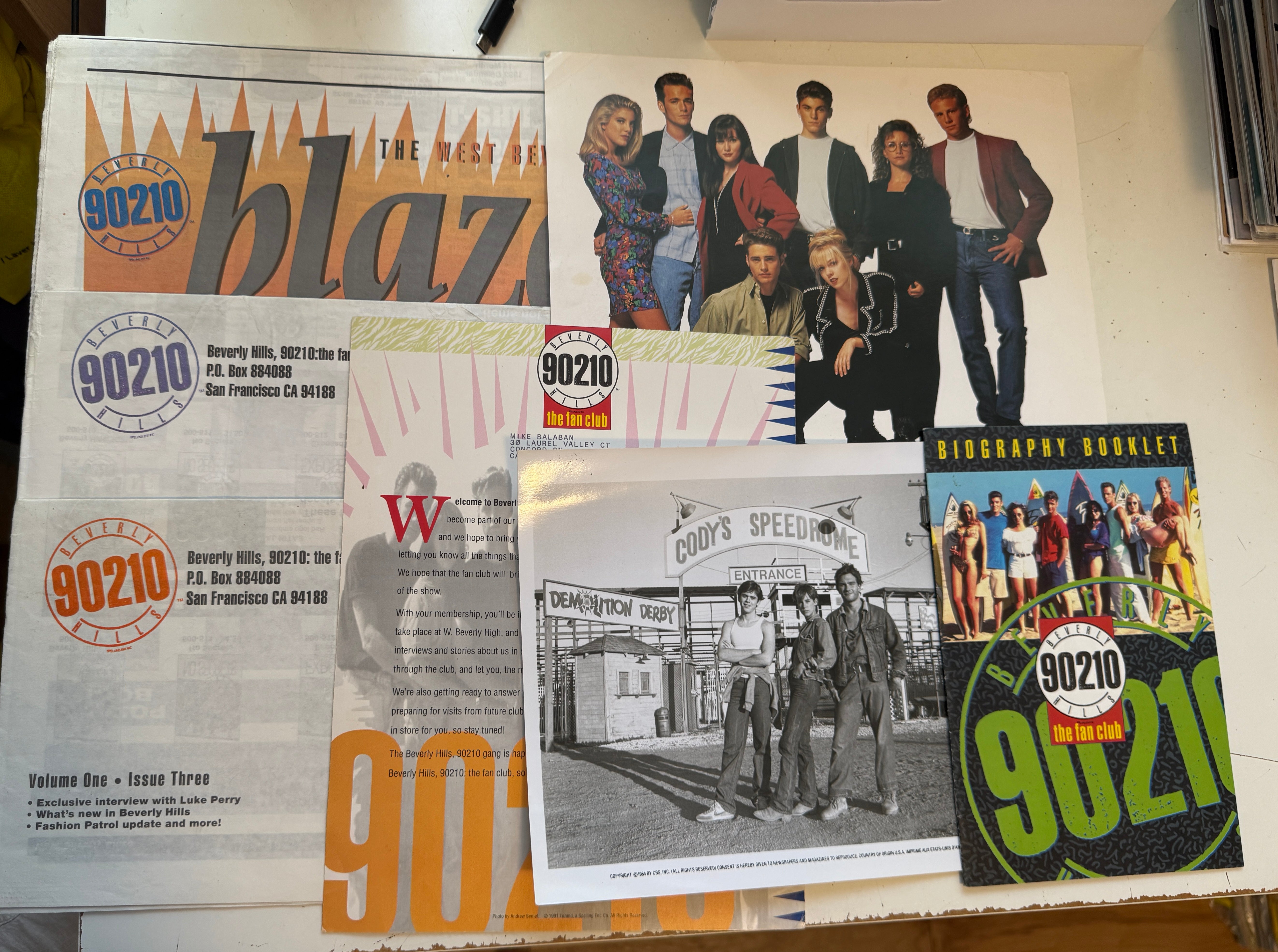 Beverly Hills 90210 TV show rare Press Kit  with photos