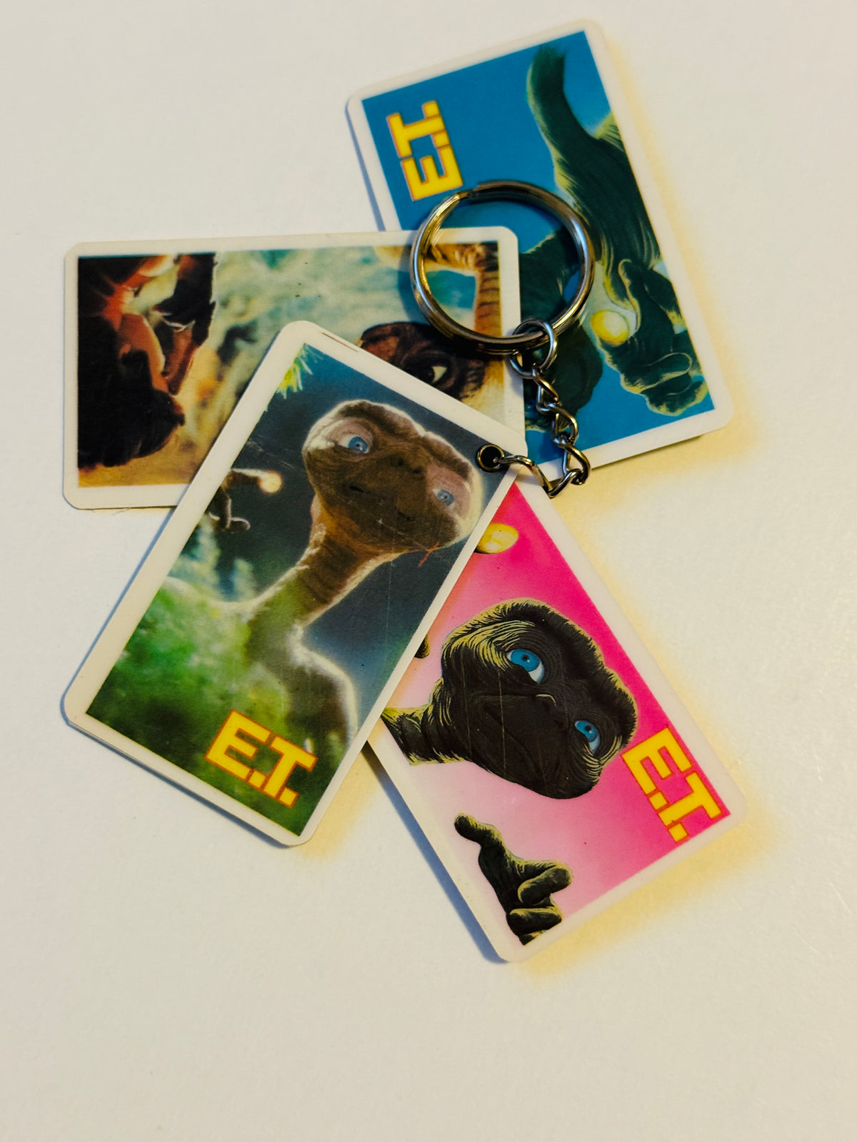 ET movie rare five photo cards keychain 1982