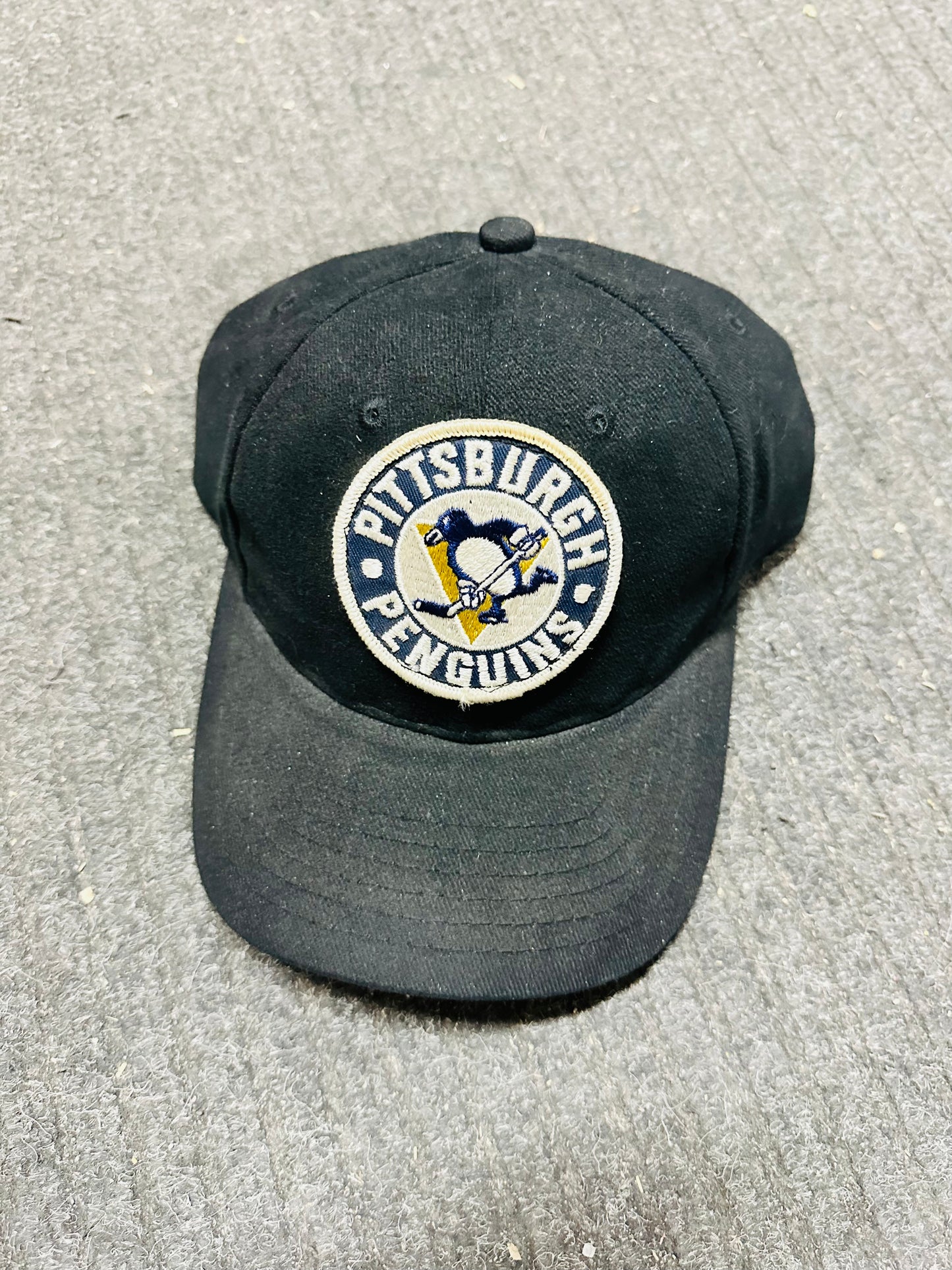 Pittsburg penguins rare hockey SnapBack hat