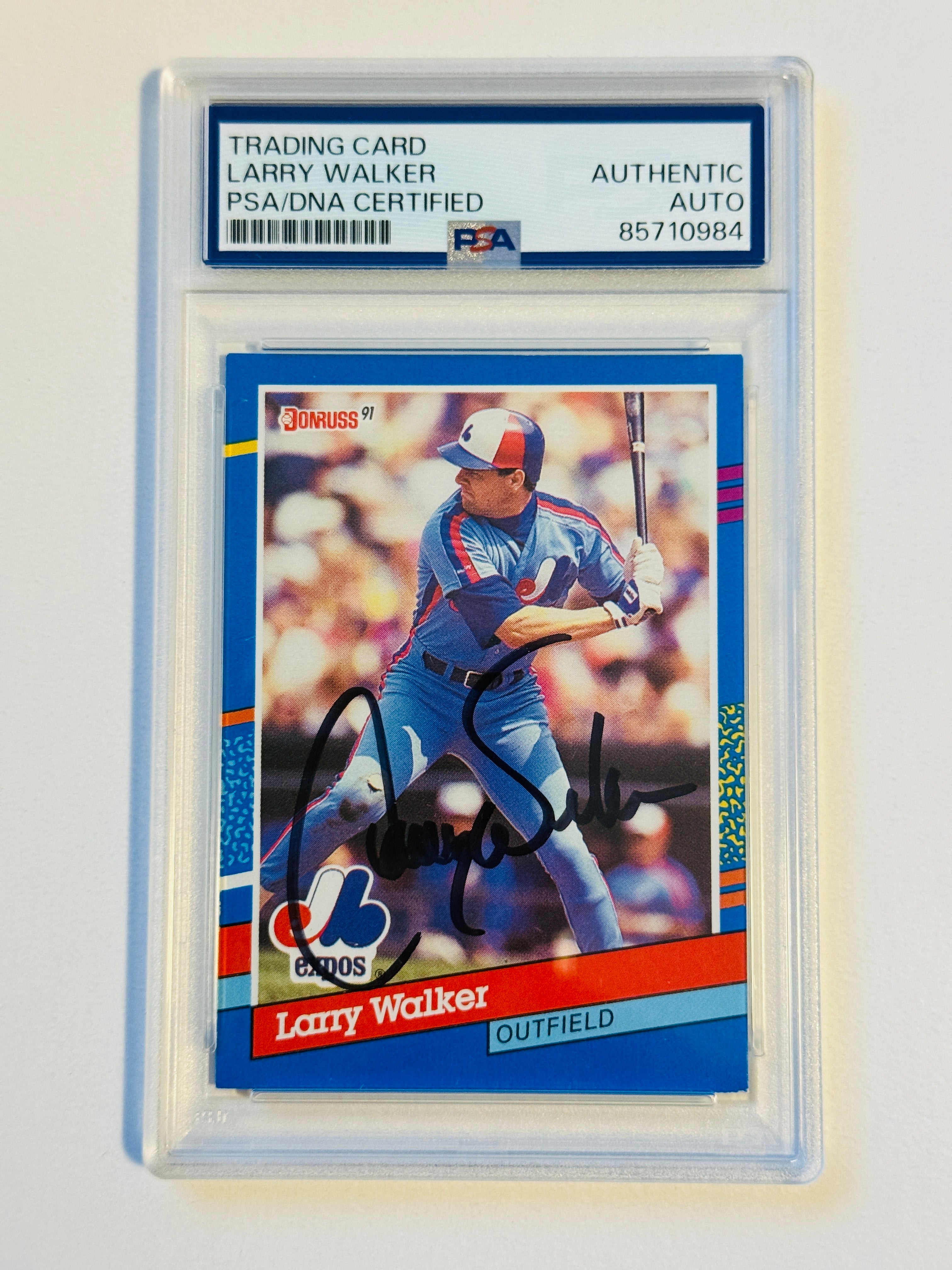 Larry Walker baseball legend autograph card PSA/DNA certified