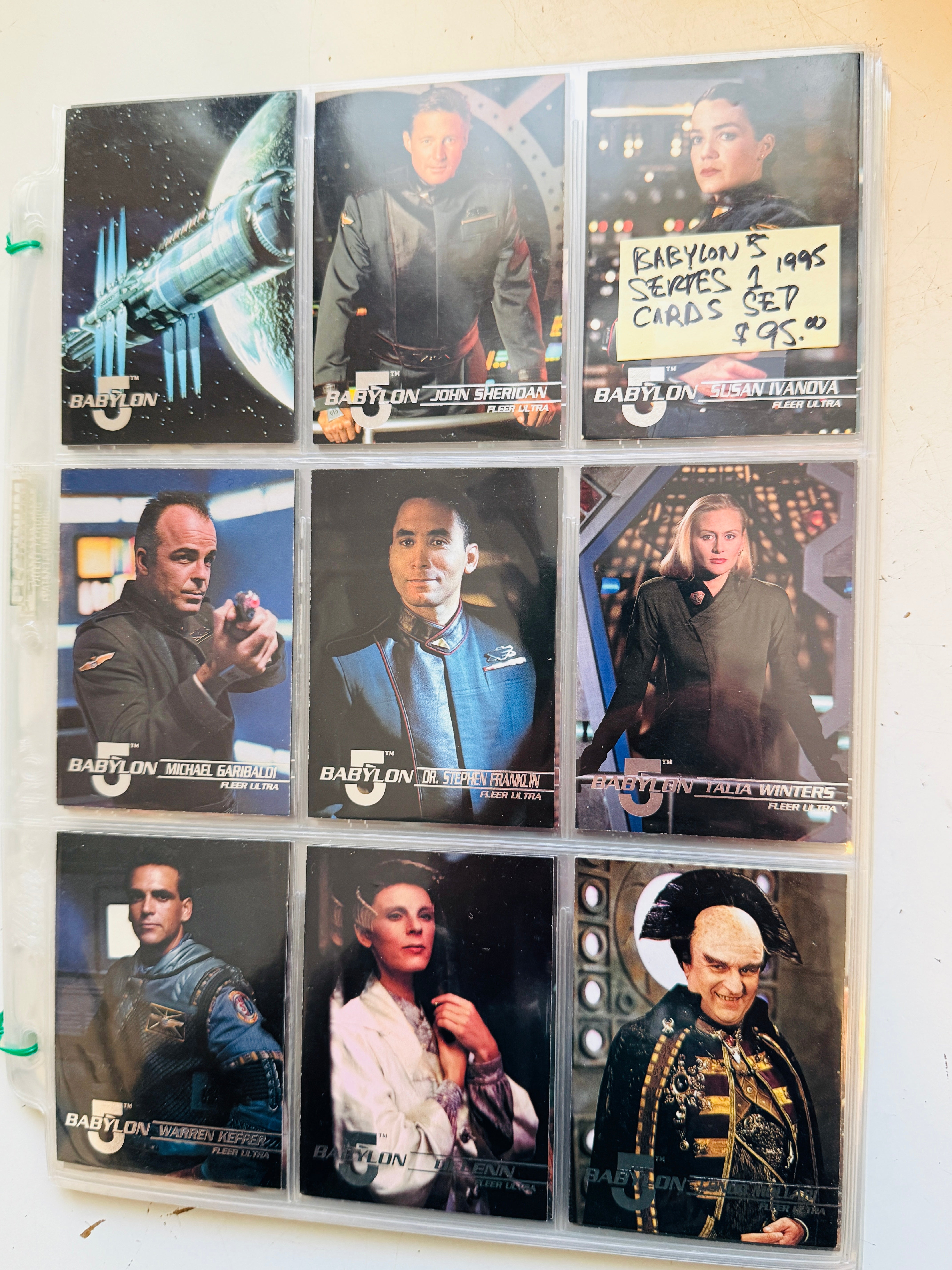 Babylon 5 series 1 high-grade condition cards set in pages 1995