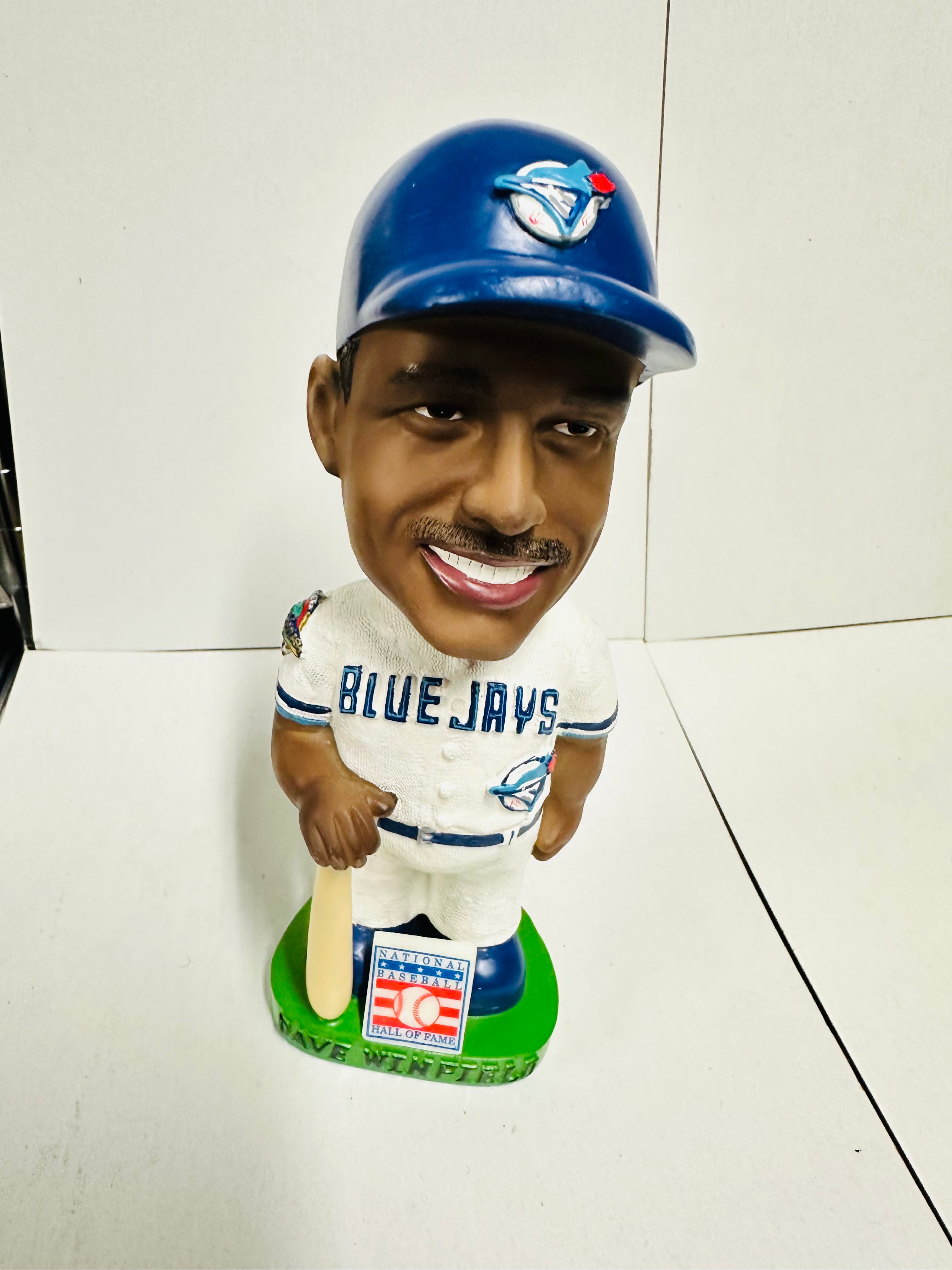 Blue Jays Dave Winfield World Series limited issued bobblehead 1992