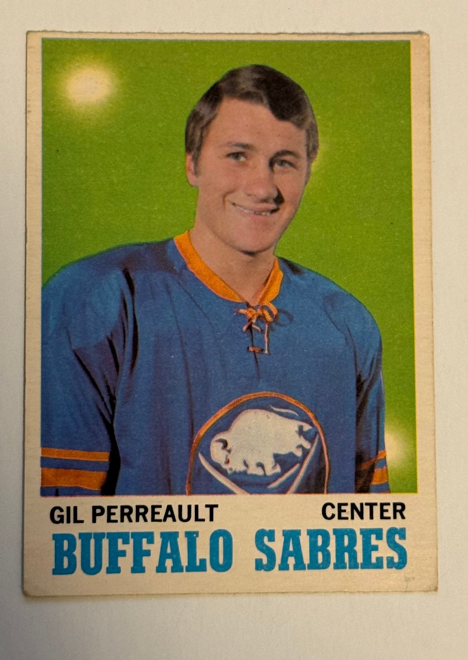 Gil Perreault opc rookie hockey card 1970/71