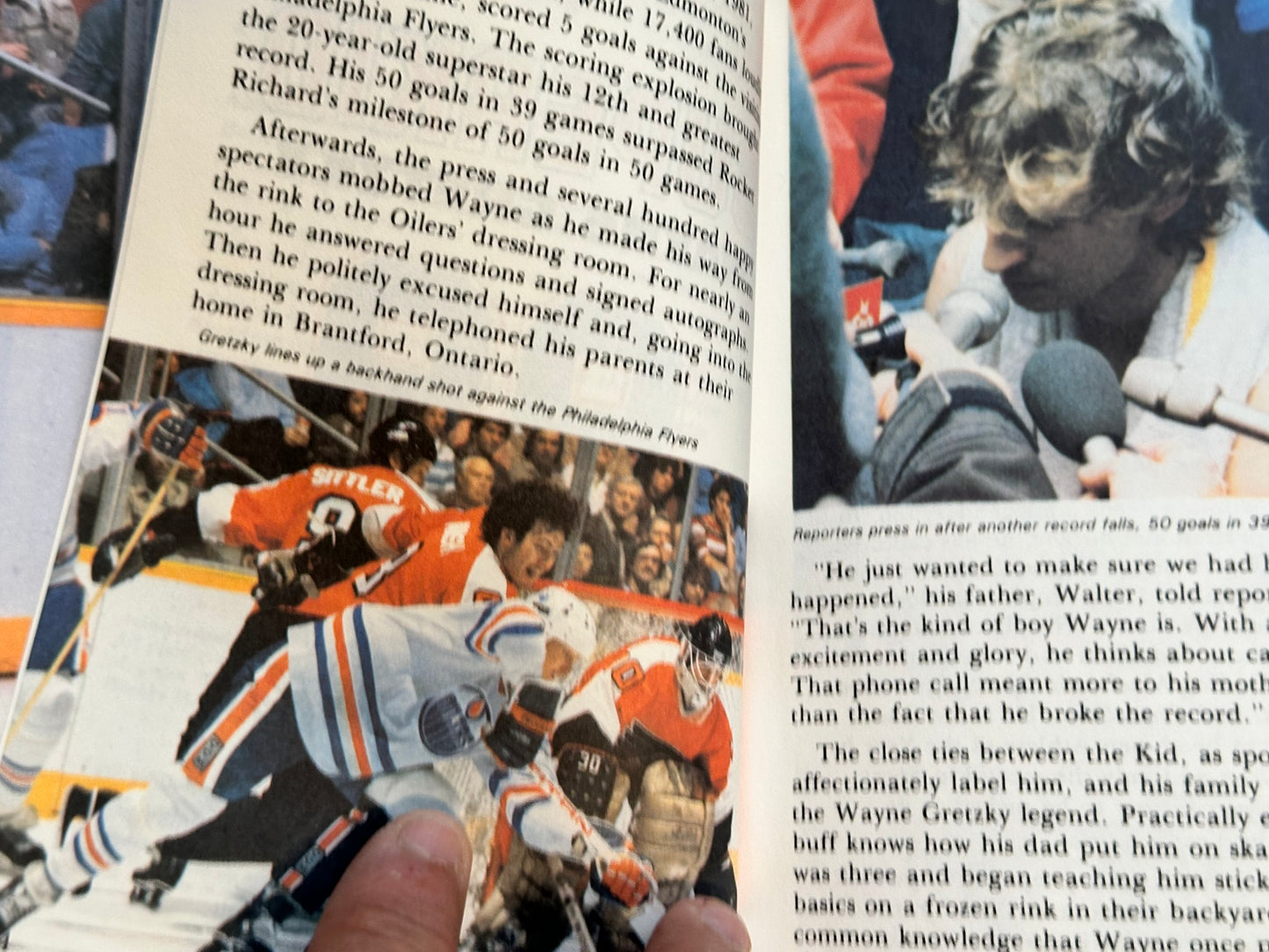 Super kid Wayne Gretzky hardcover small book 1983