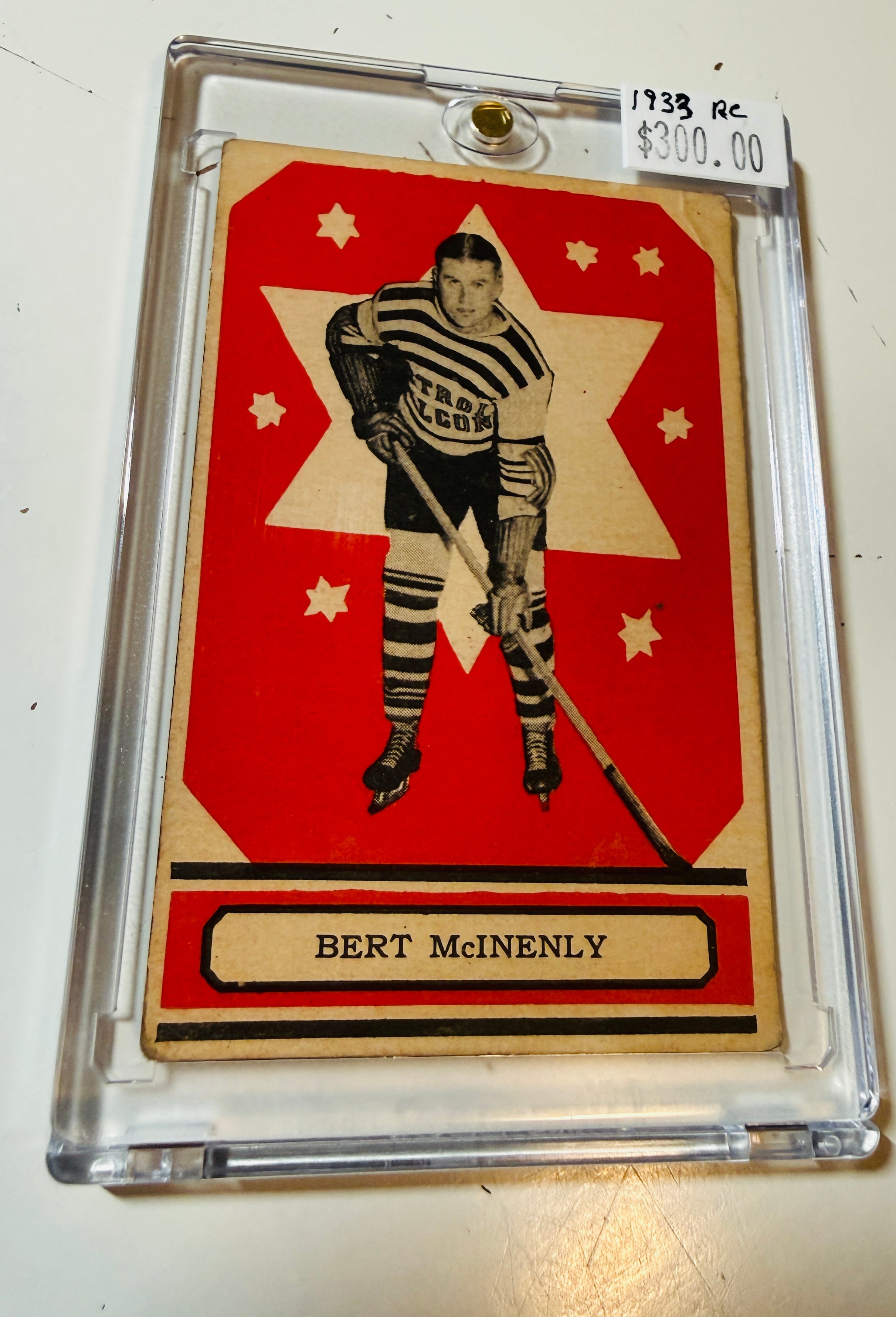 1933 O-pee-chee rare vintage Bert McInenly hockey card