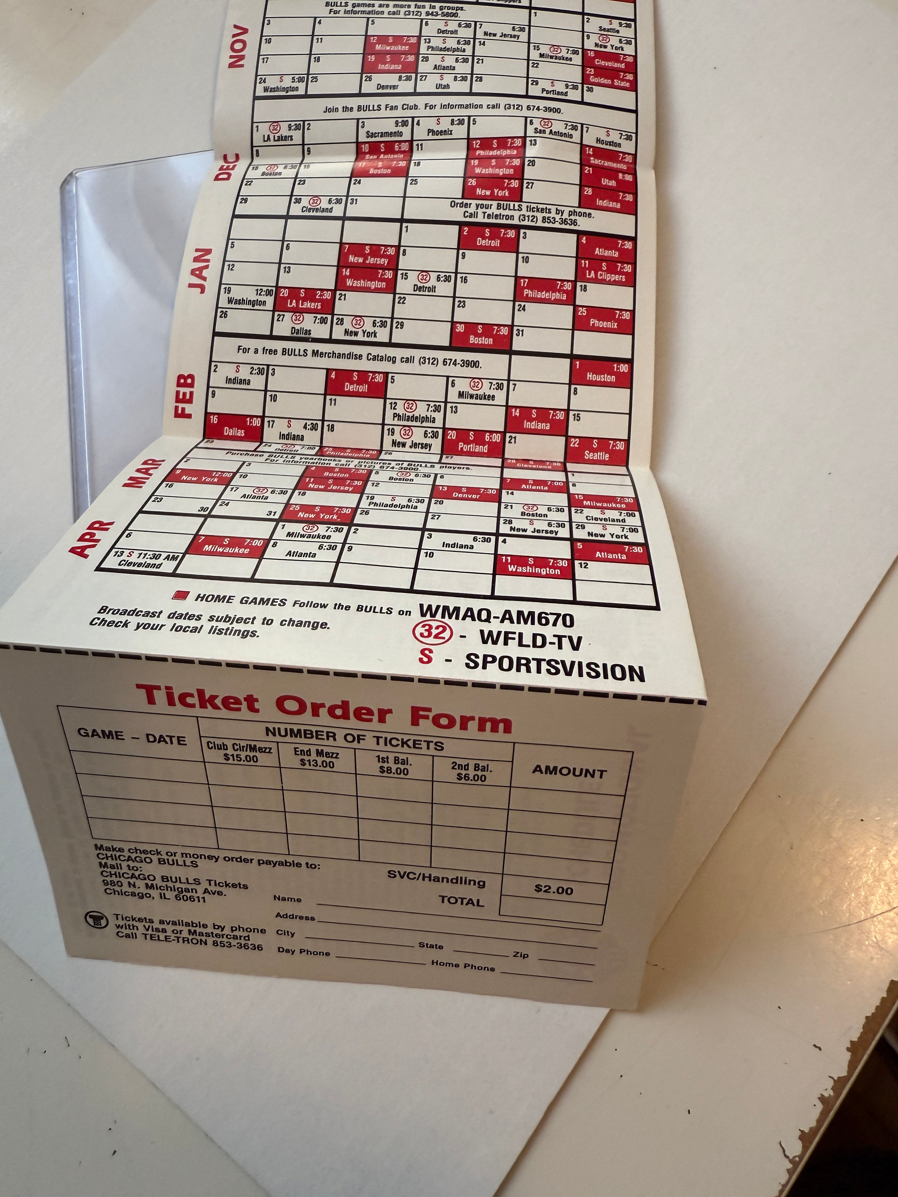 Michael Jordan rare Chicago Bulls basketball pocket schedule 1985-86 r