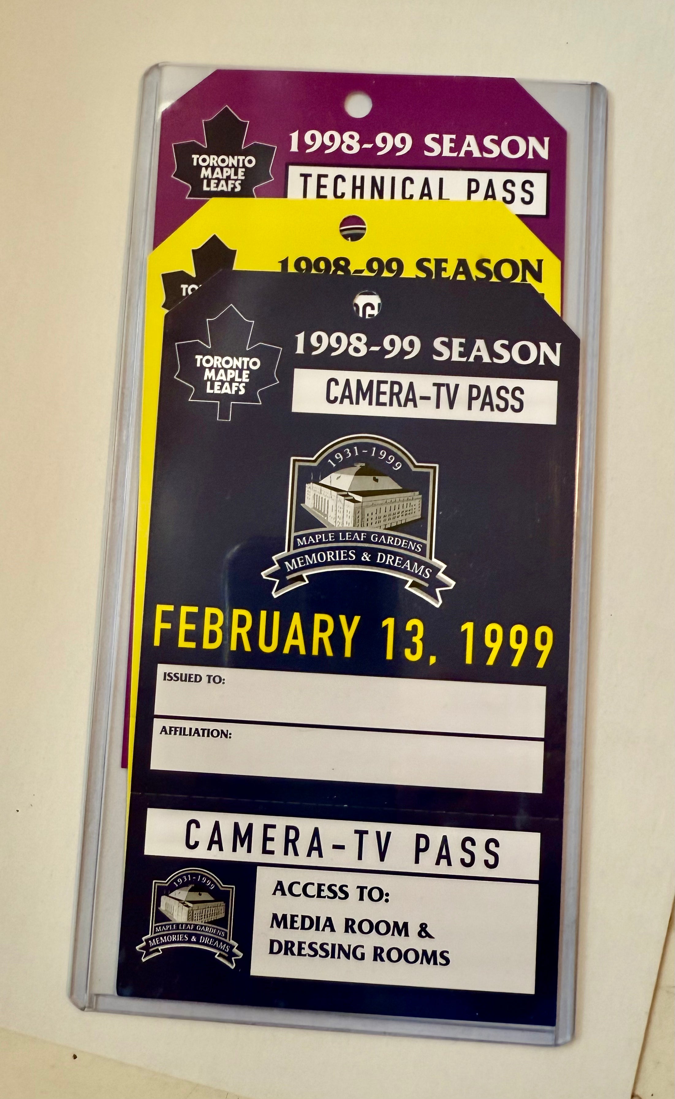 Toronto Maple Leaf Gardens hockey 3 rare press passes 1999