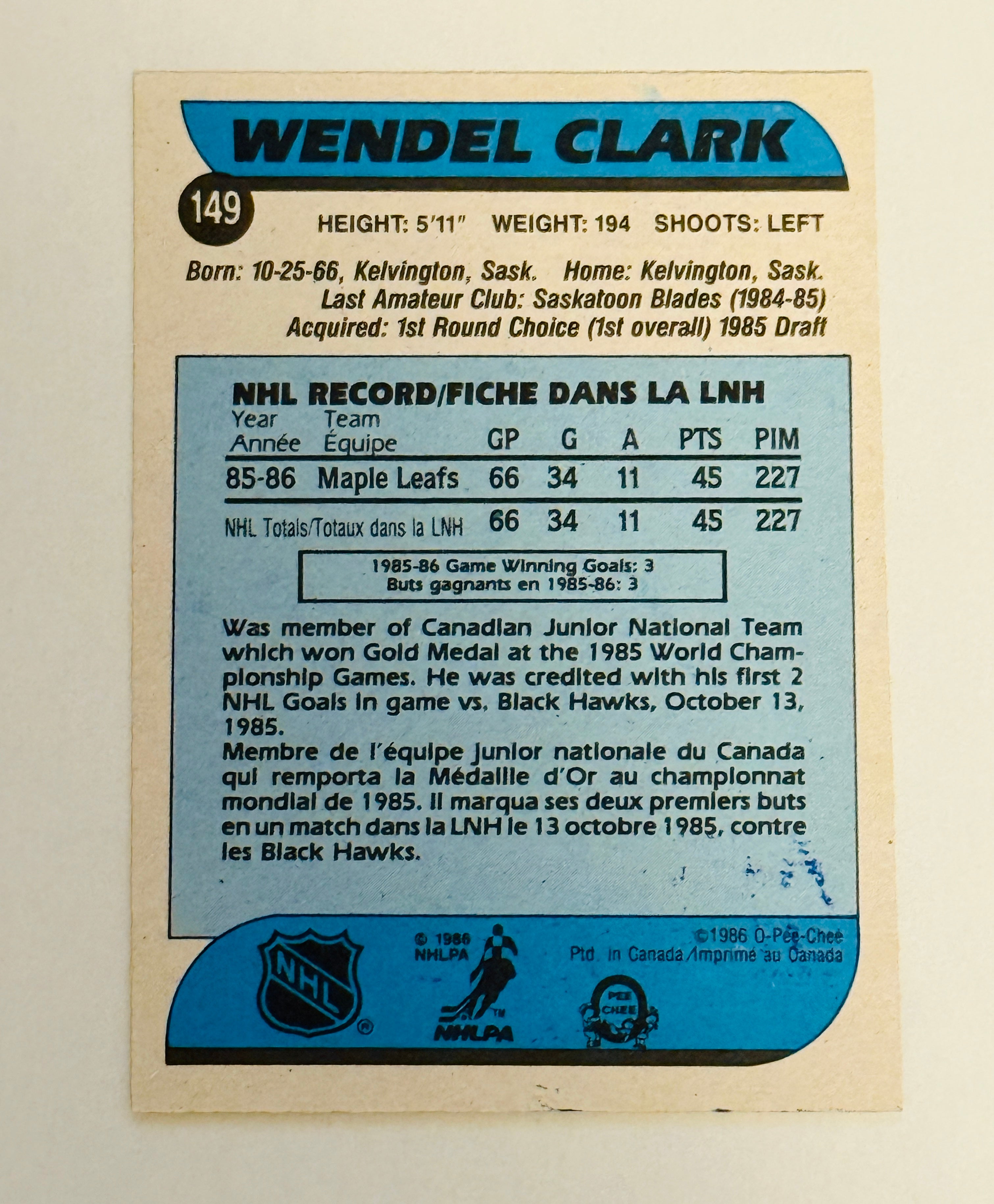 Toronto Maple Leafs hockey legend Wendell Clark OPC autographed rookie hockey card with COA