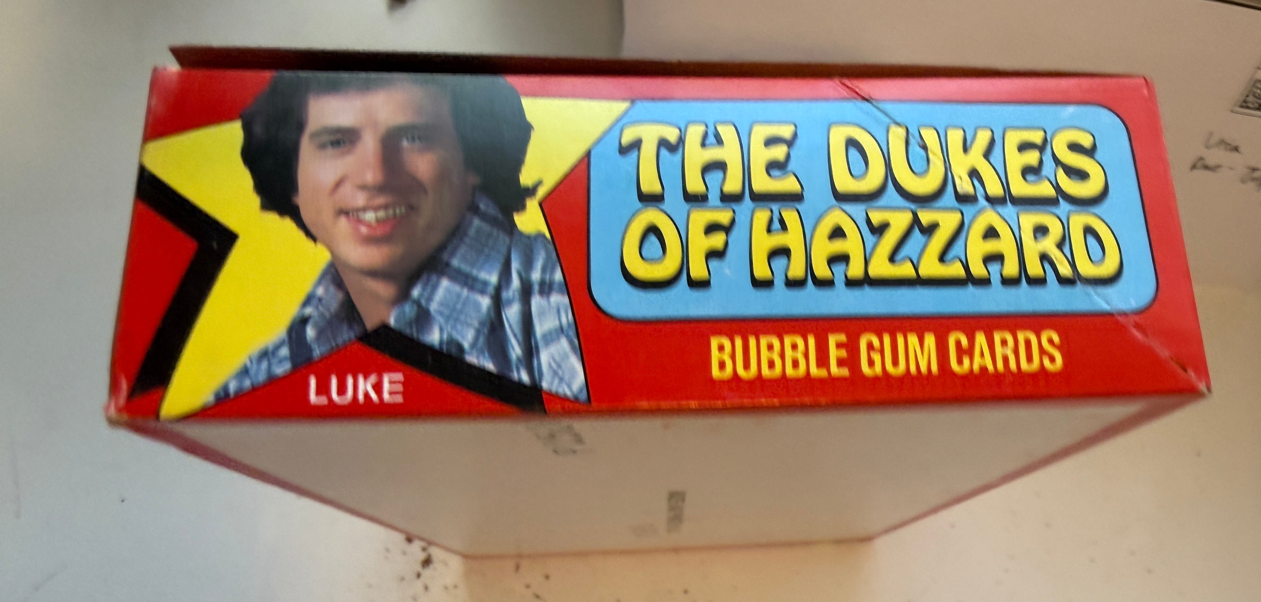 Dukes of Hazzard TV show rare empty display box with 8 wrappers 1980