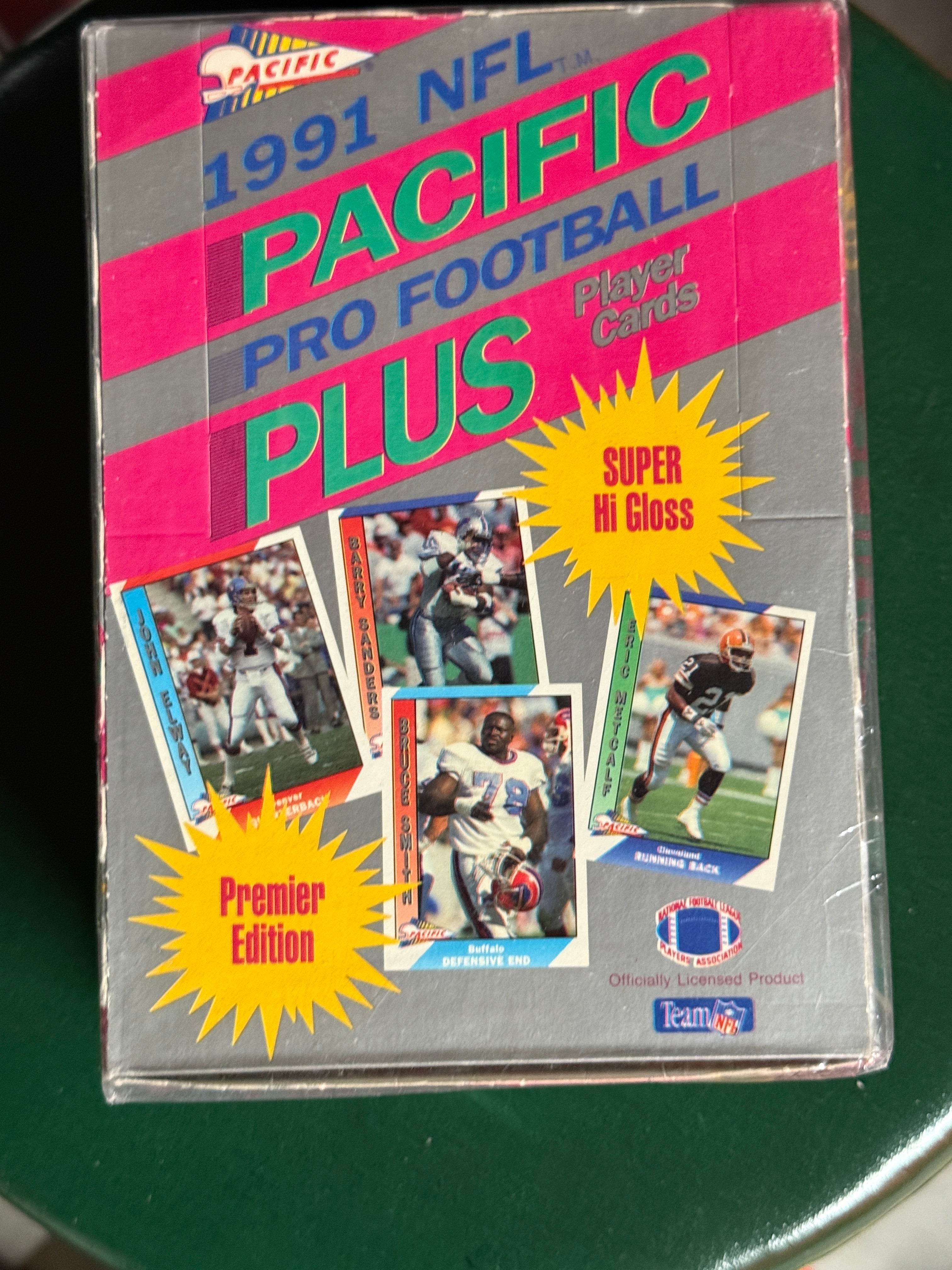 1991 Pacific Pro football plus Cards box