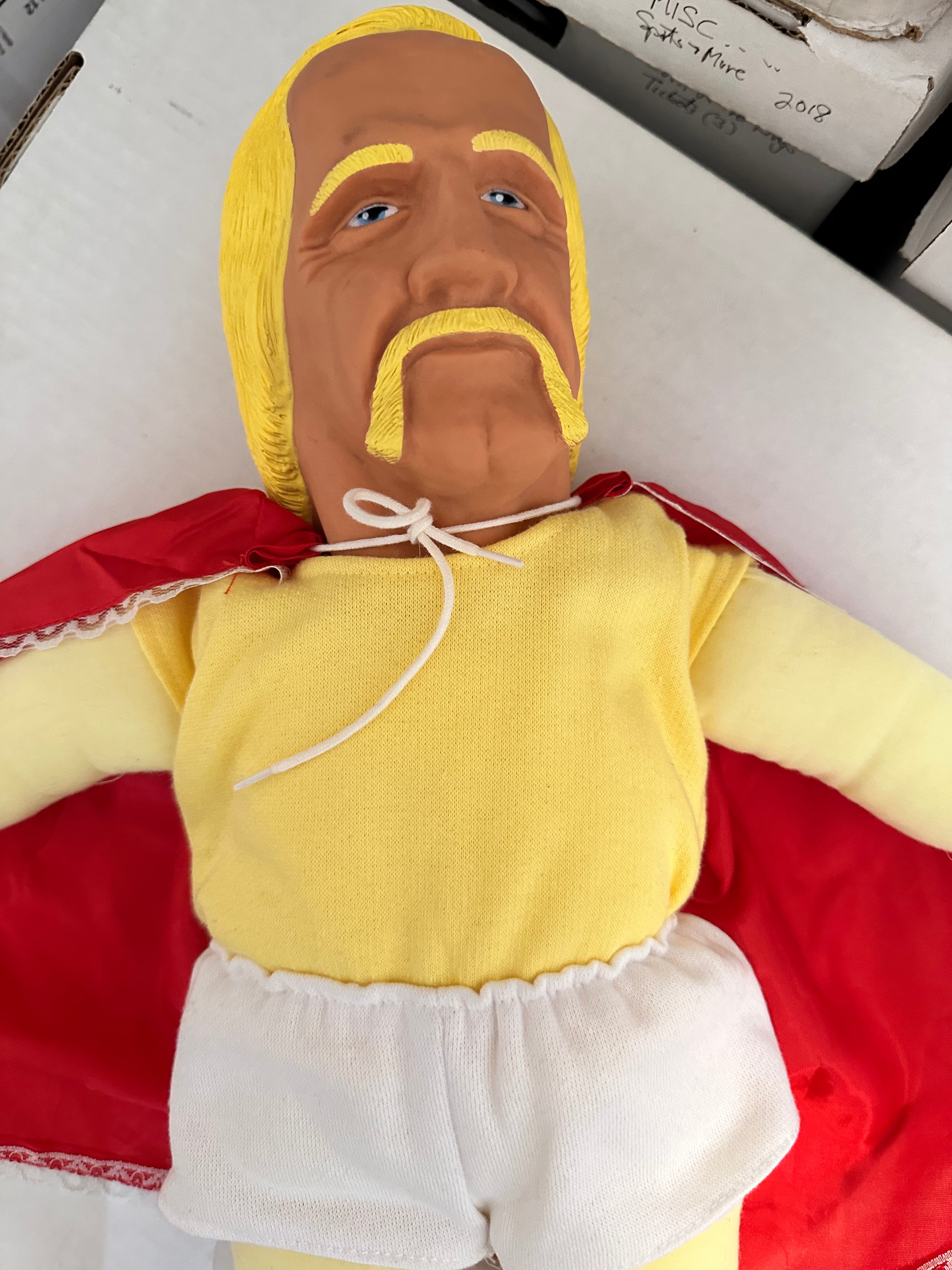 Wrestling Hulk Hogan rare Thunderlips doll from Rocky 3 movie! 1982