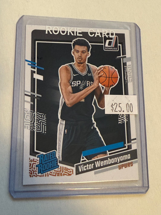 Victor Wembanyama Donruss basketball rookie card