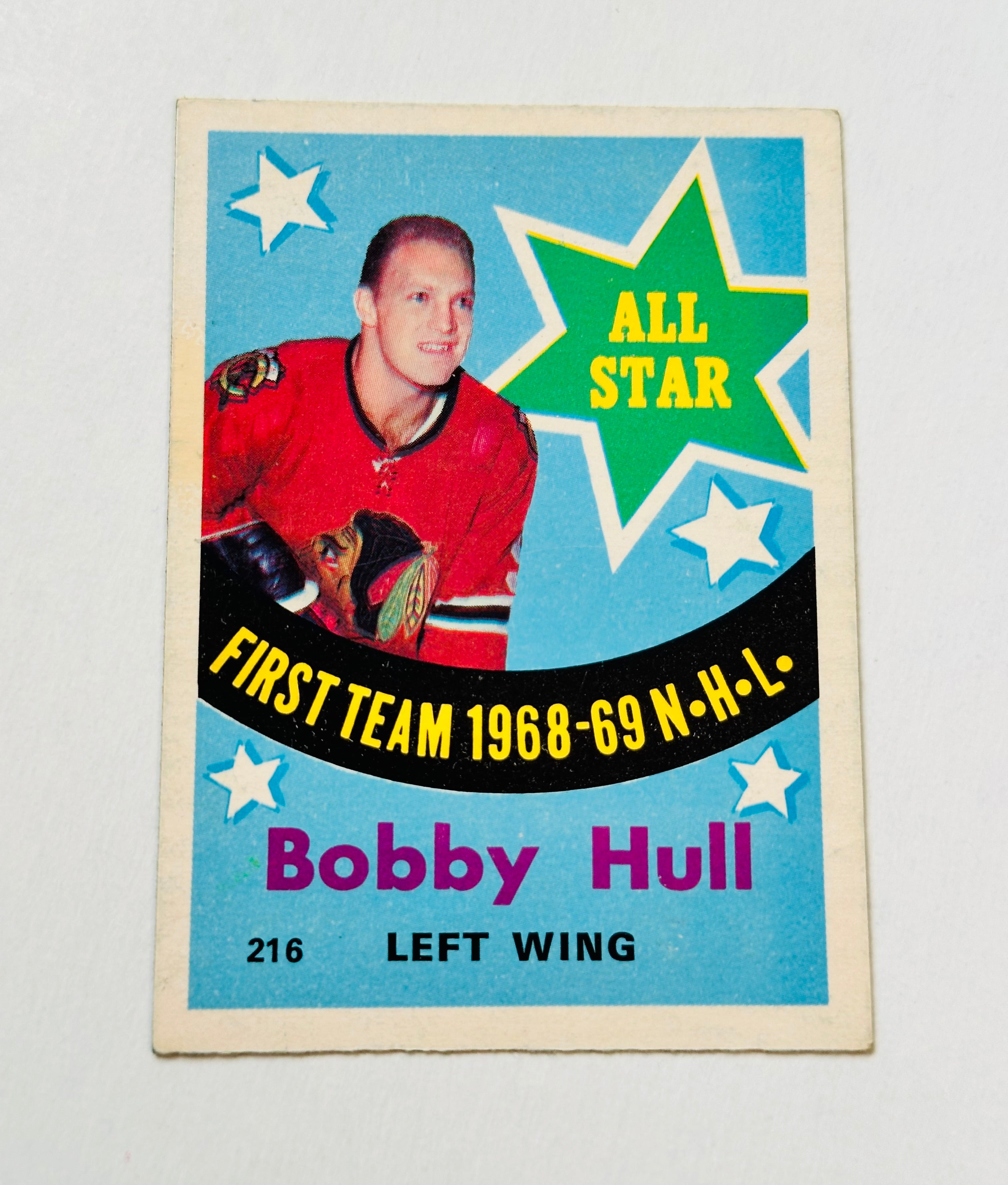 Bobby Hull Opc All-Star high grade hockey card 1968