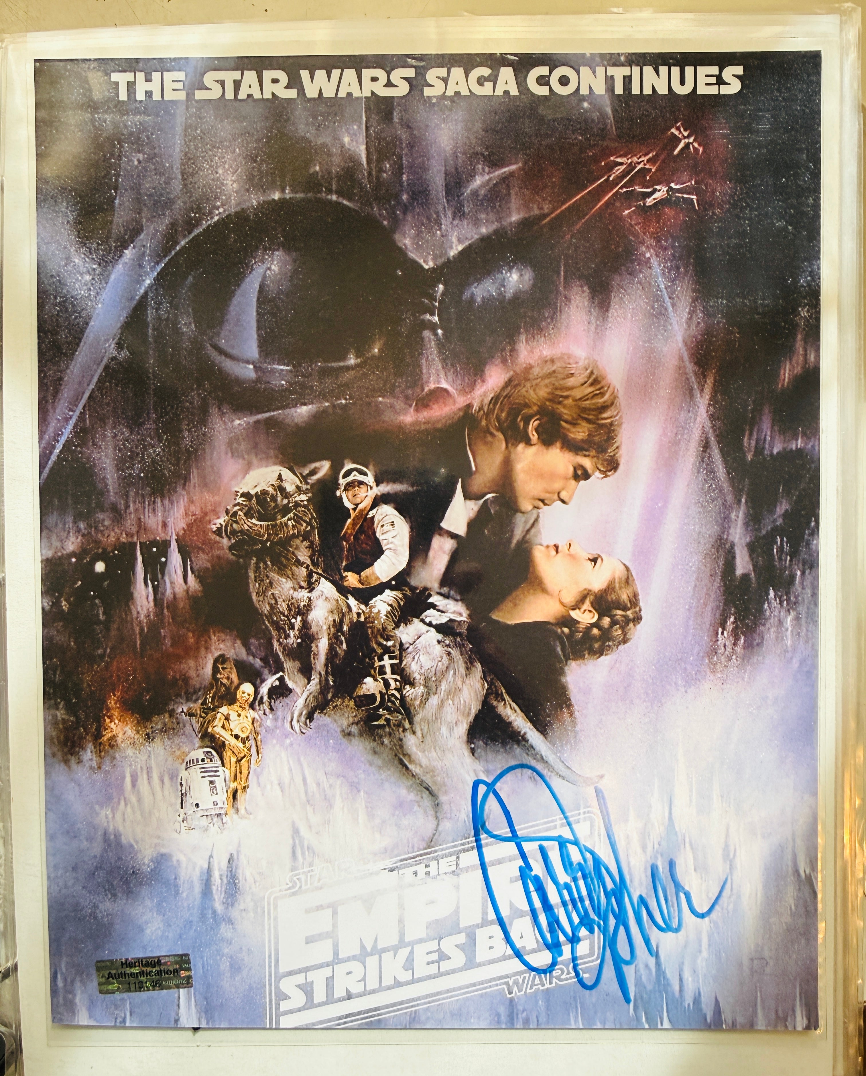 Star Wars legend Carrie Fisher rare signed 8 x 10 autograph photo with Heritage auction certified hologramCOA