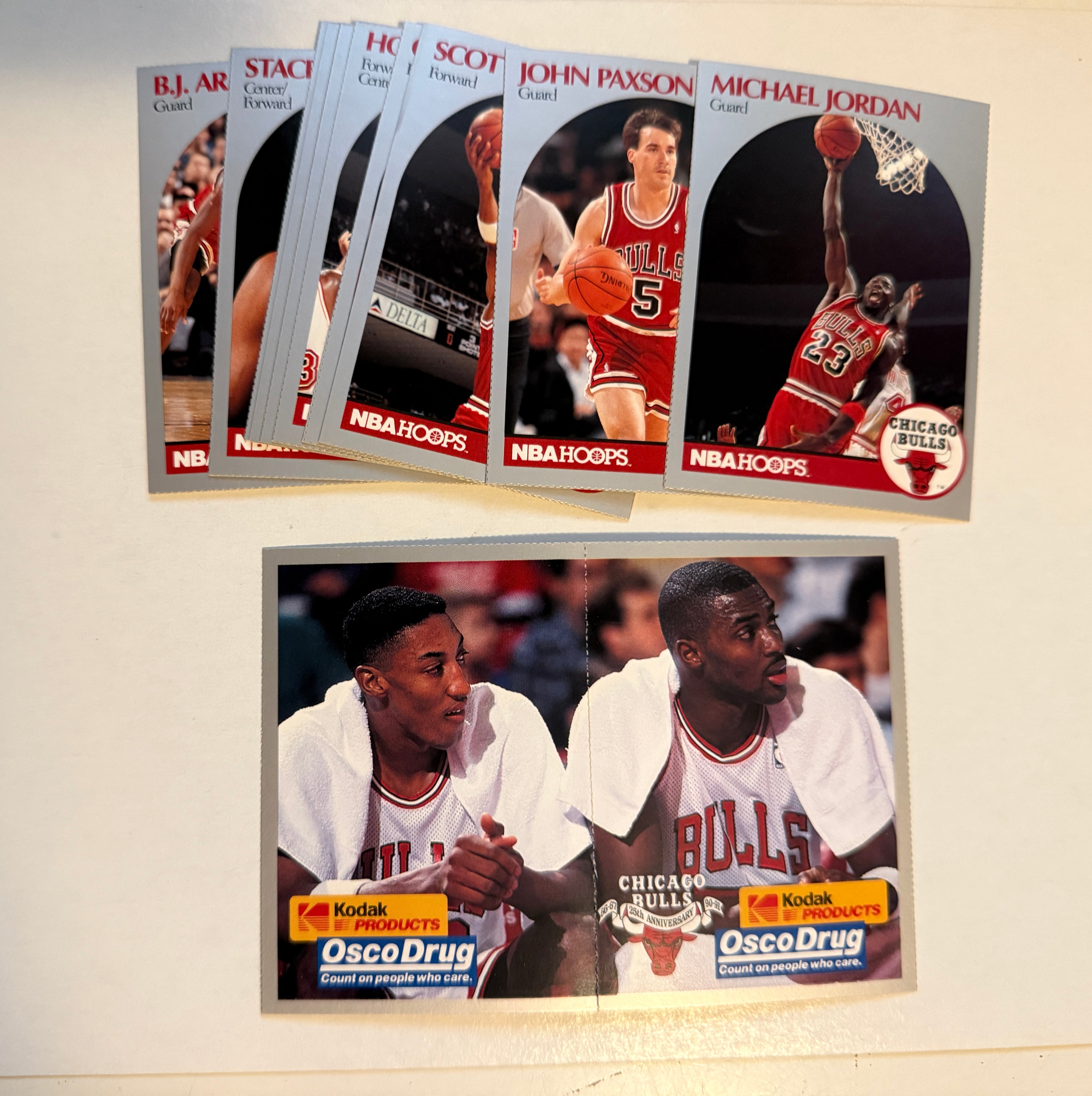 Osco Drugstore Chicago Bulls limited issued Hoops basketball team set 1990